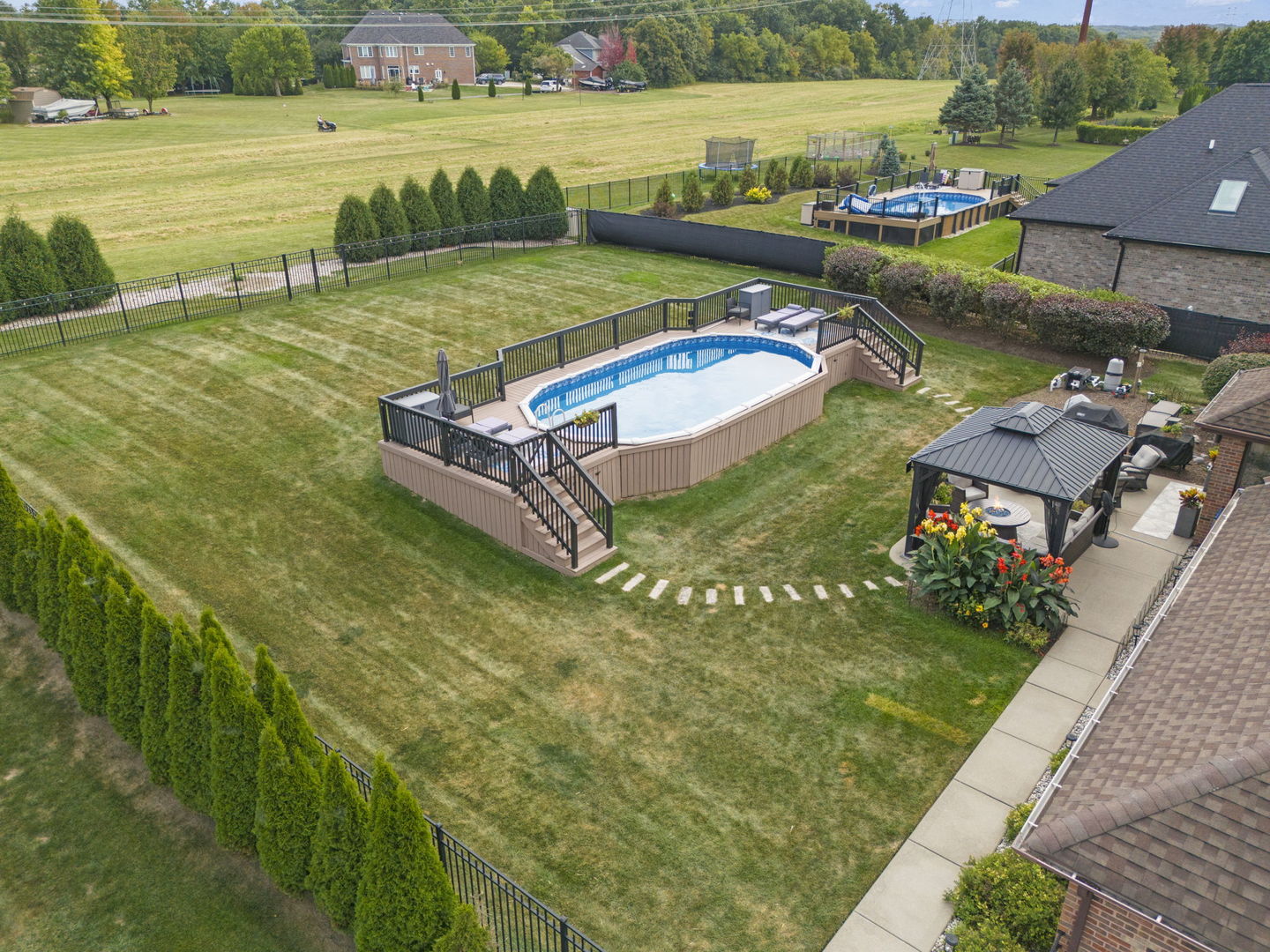 16105 Ridgewood Drive
