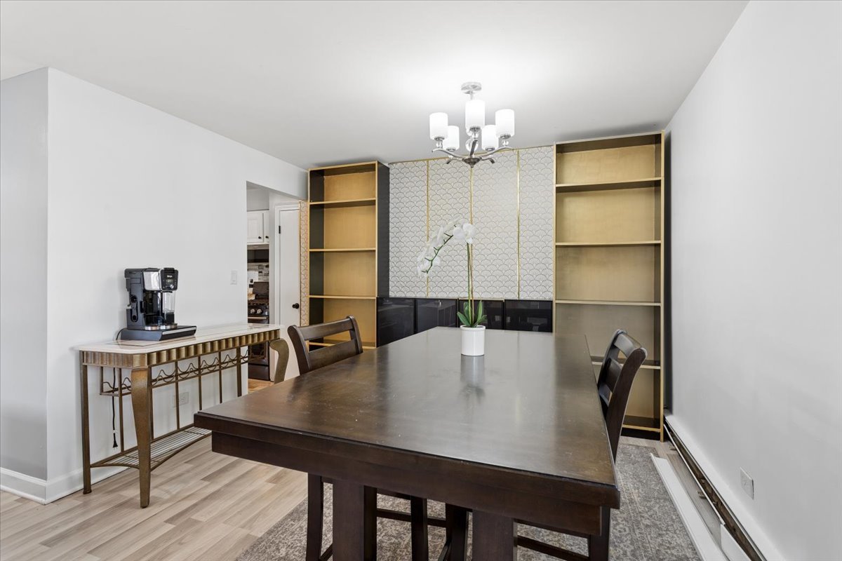 1320A Lore Lane Unit: 122