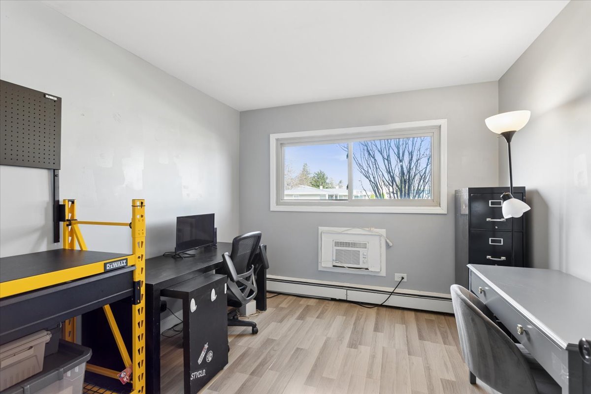 1320A Lore Lane Unit: 122