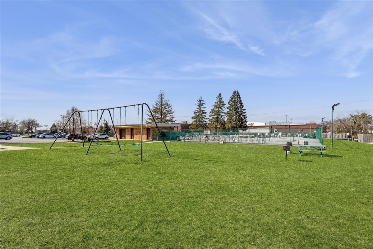 1320A Lore Lane Unit: 122