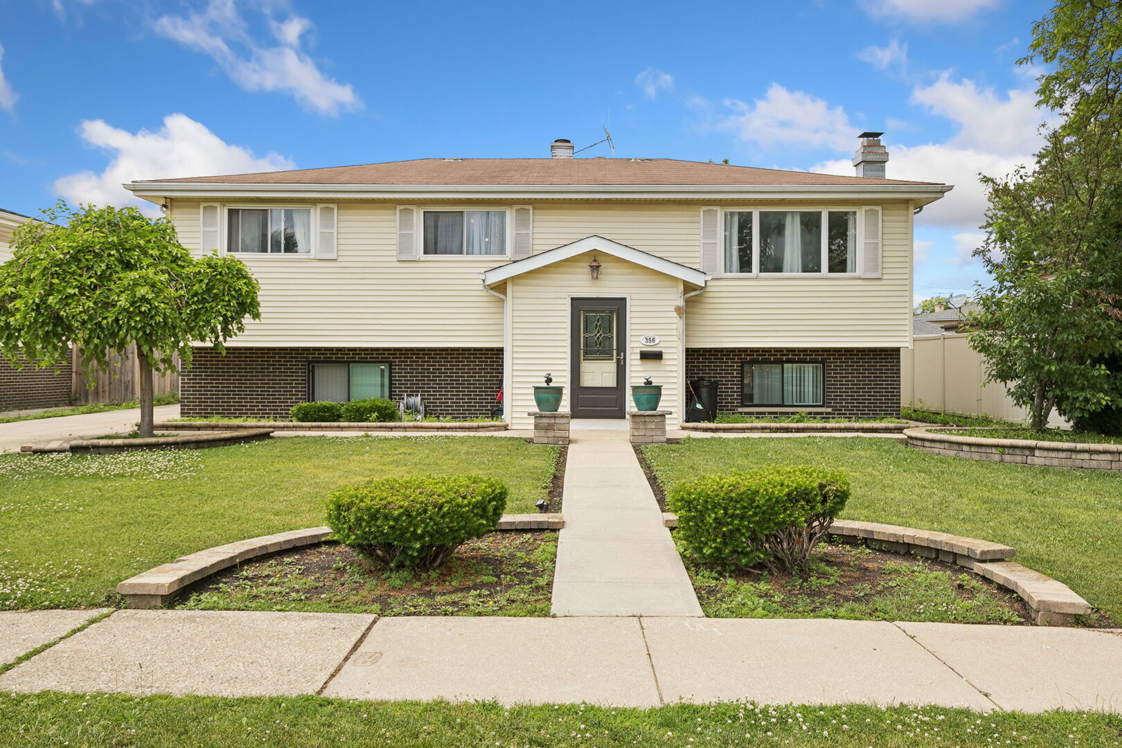 356 W Park Avenue