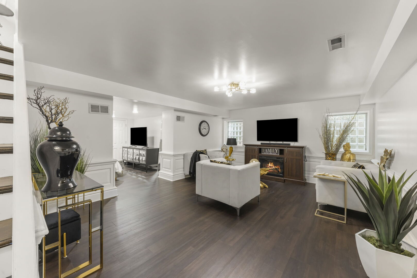 11124 Indian Woods Drive