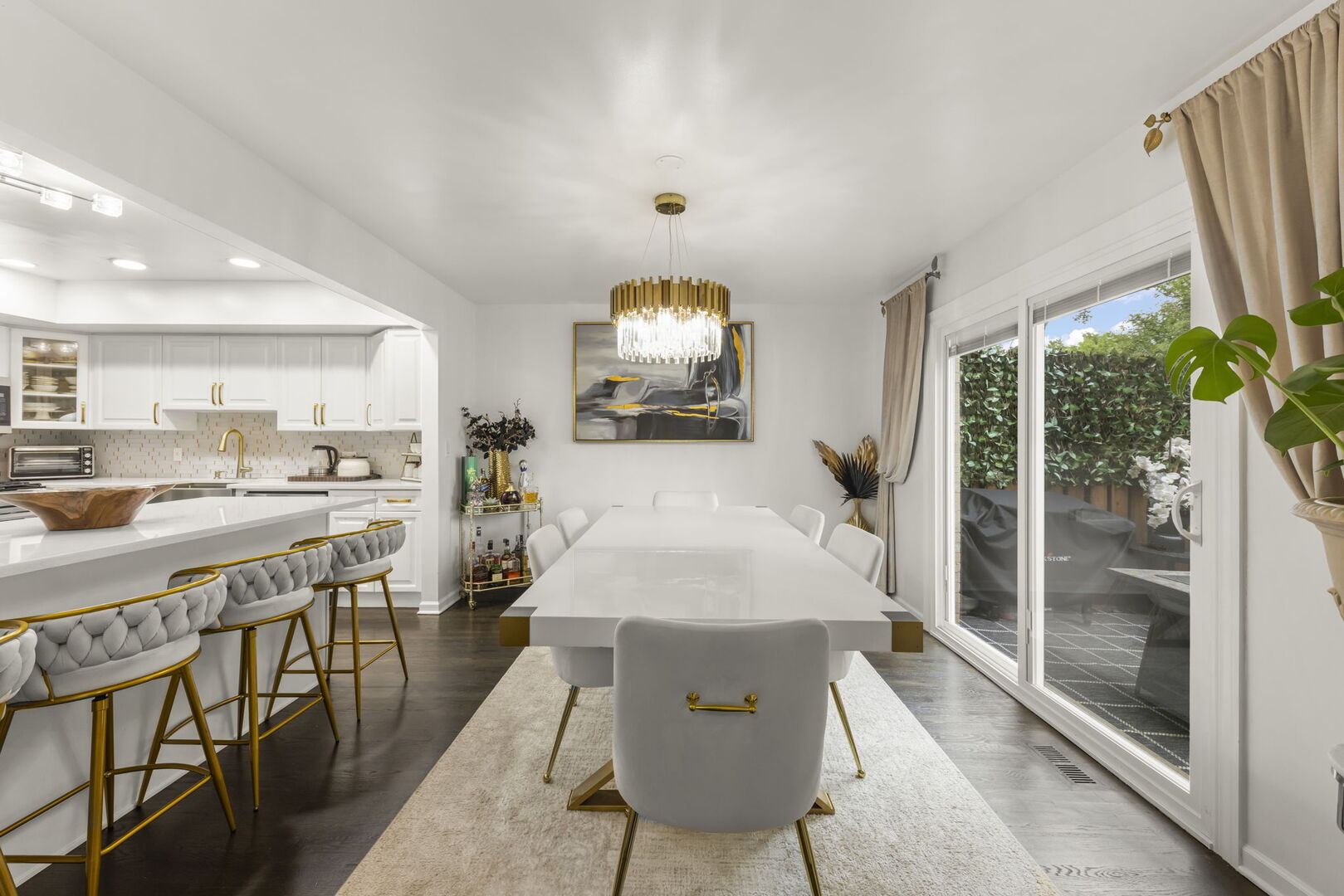 11124 Indian Woods Drive