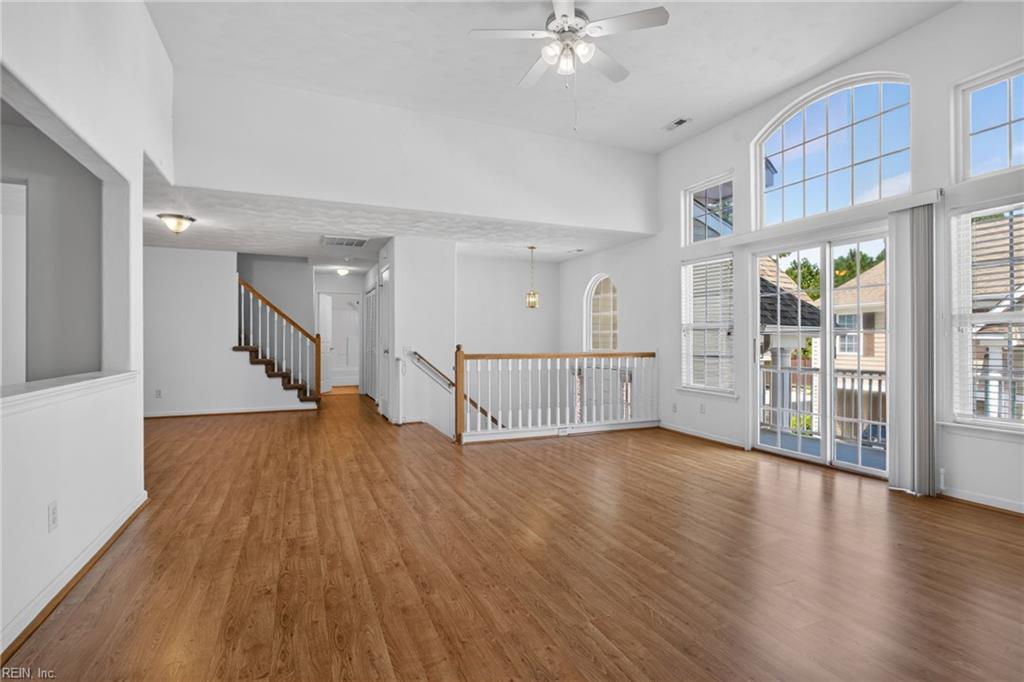 3943 Filbert WAY