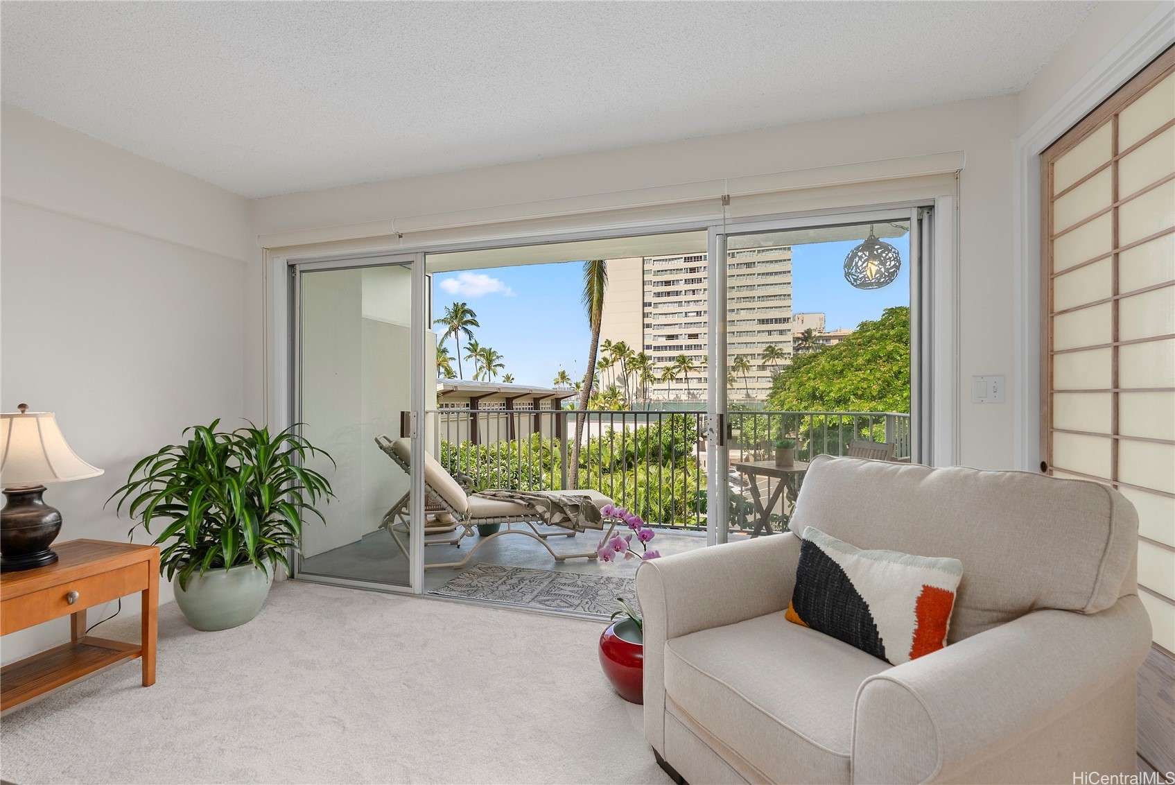 2937 Kalakaua Avenue 35