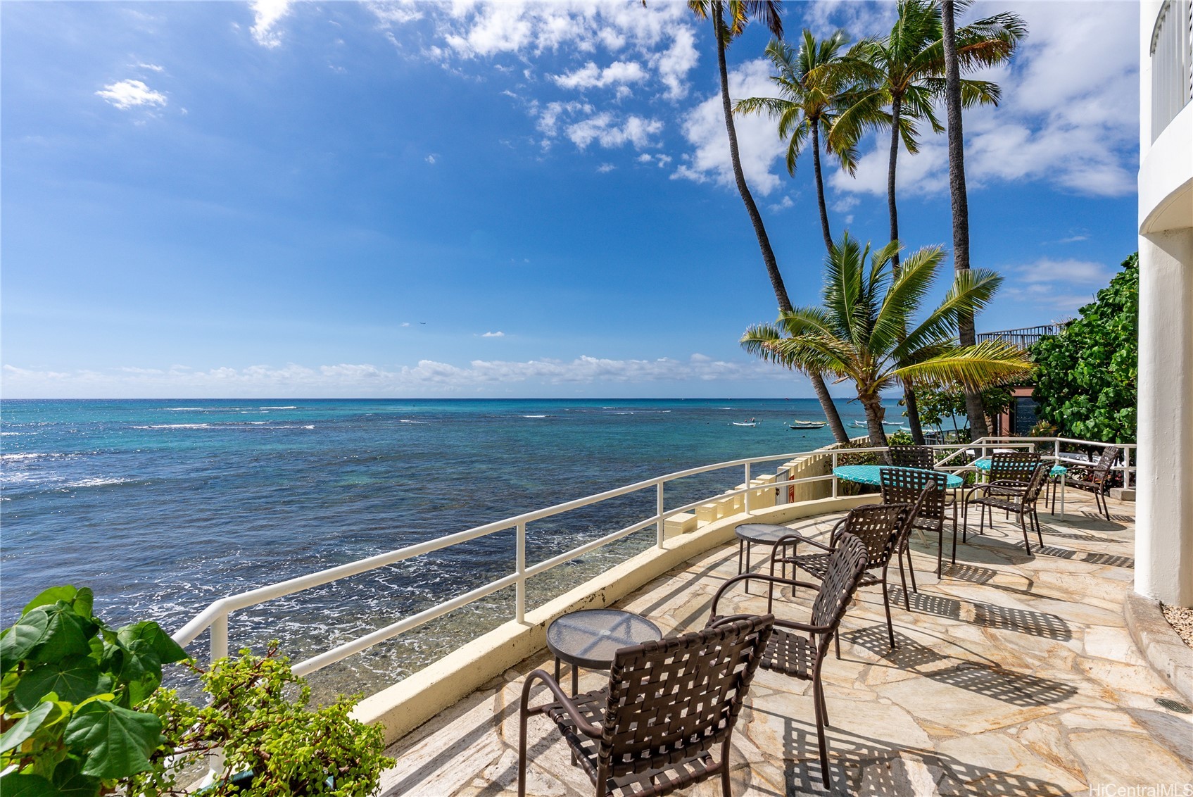 2937 Kalakaua Avenue 35