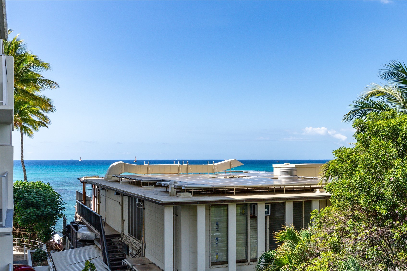 2937 Kalakaua Avenue 35