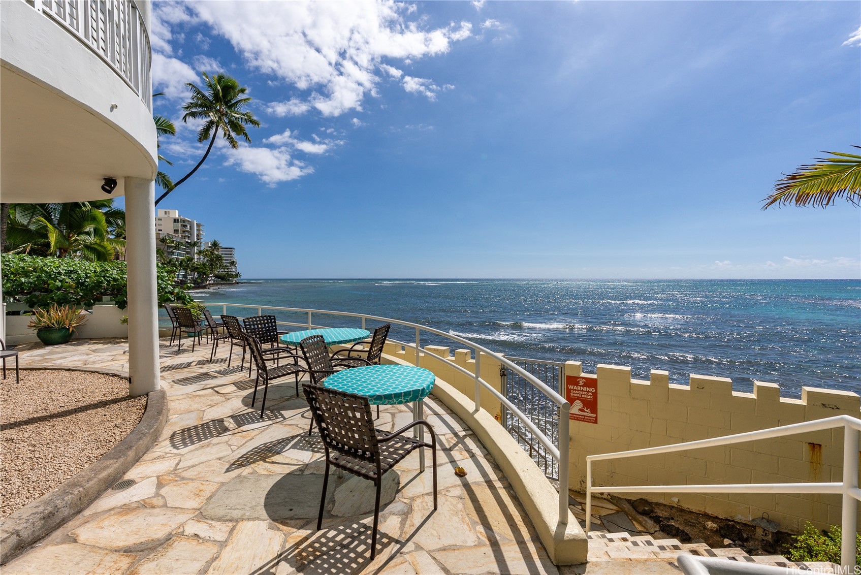 2937 Kalakaua Avenue 35