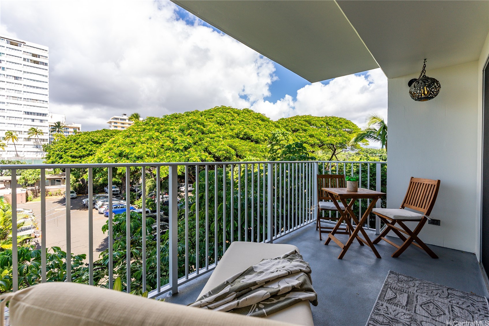 2937 Kalakaua Avenue 35