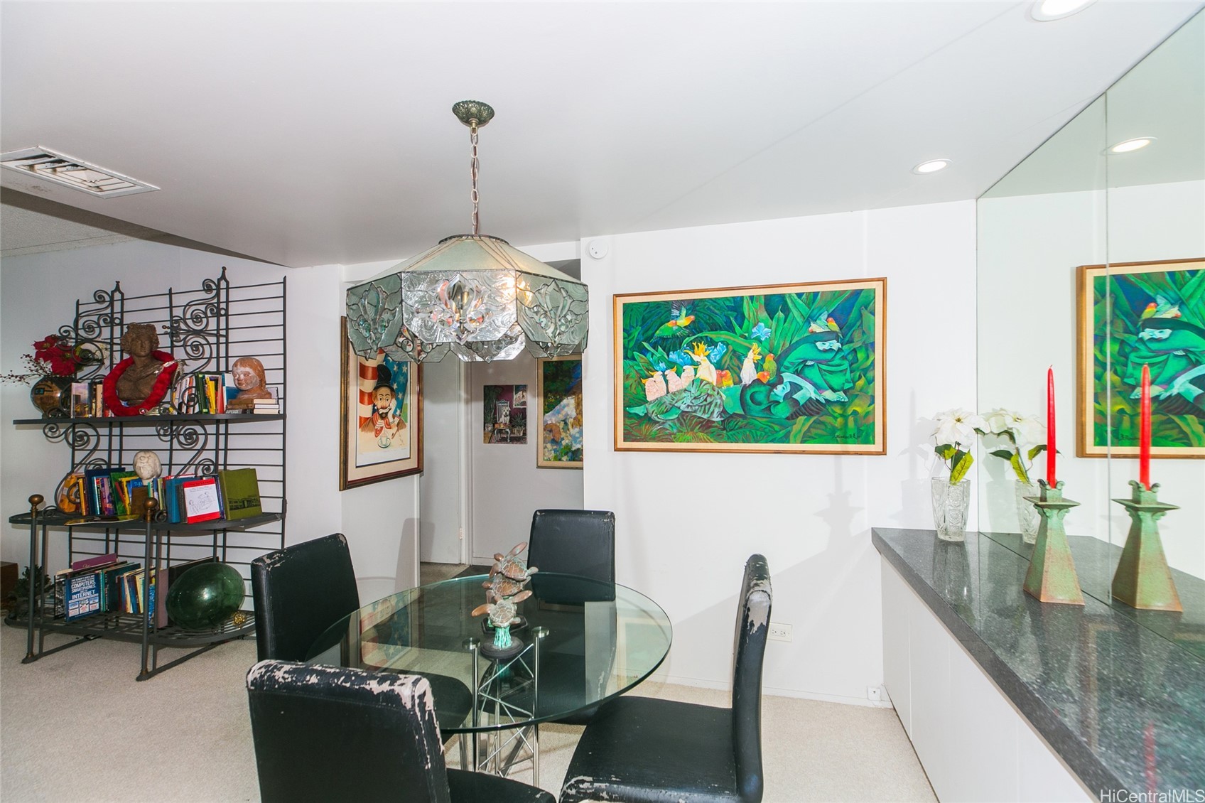 700 Richards Street 1105