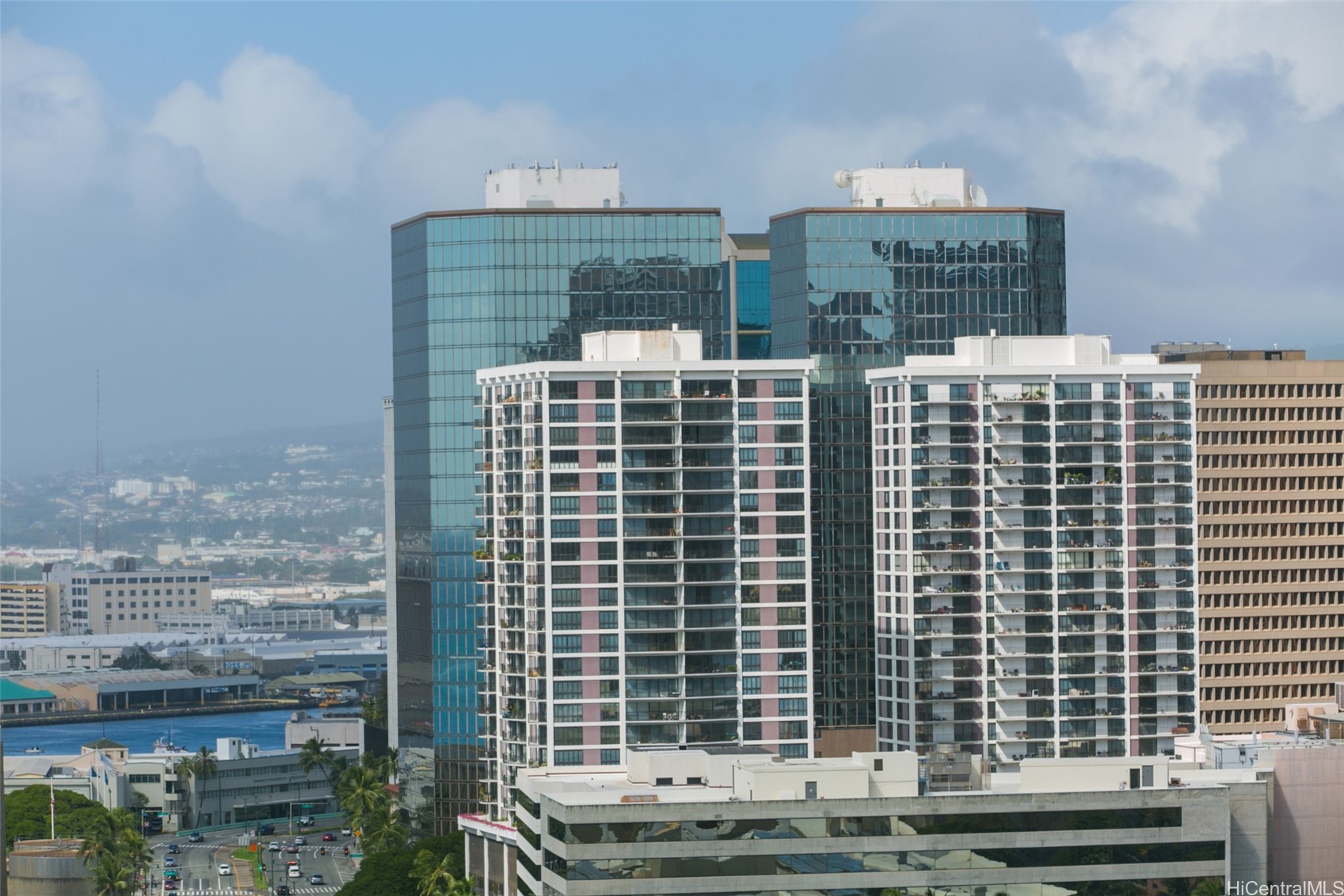 700 Richards Street 1105