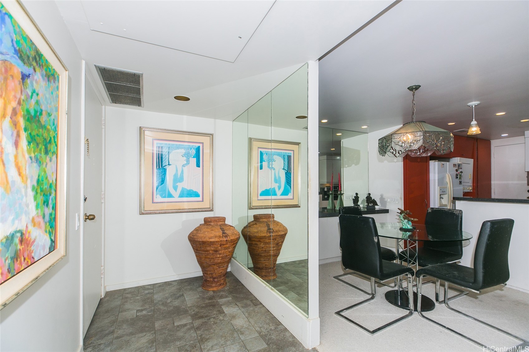 700 Richards Street 1105