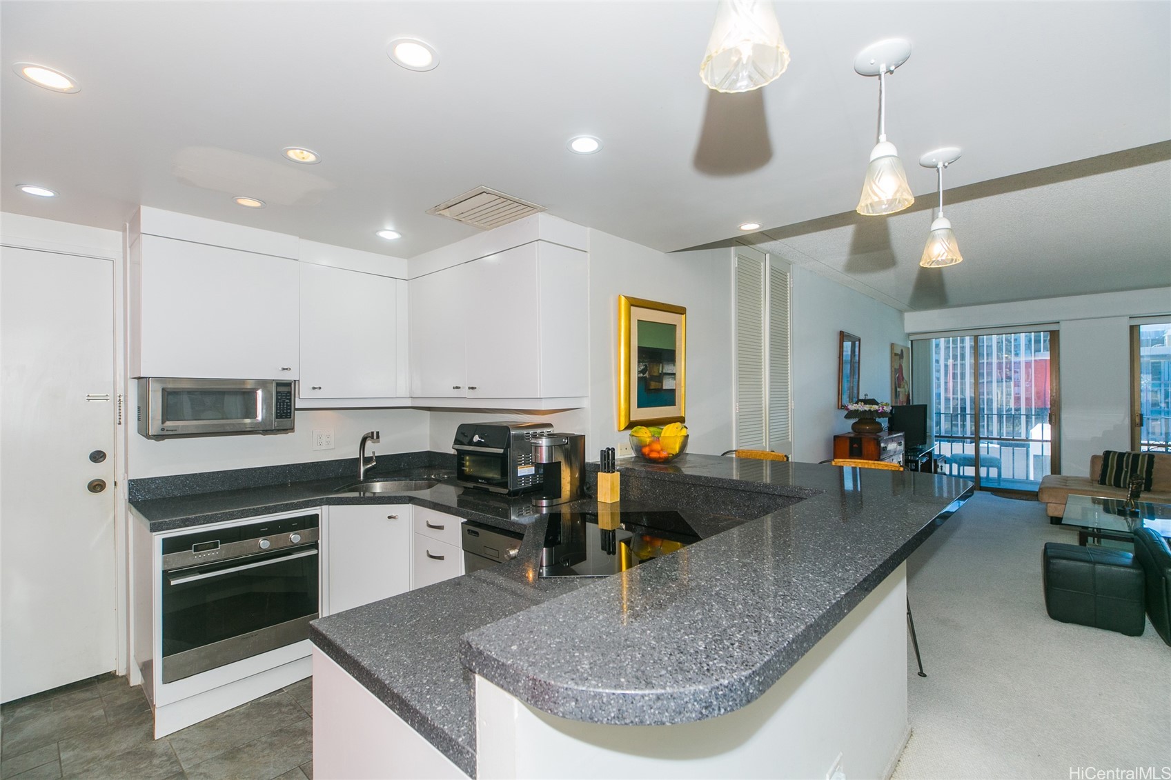 700 Richards Street 1105