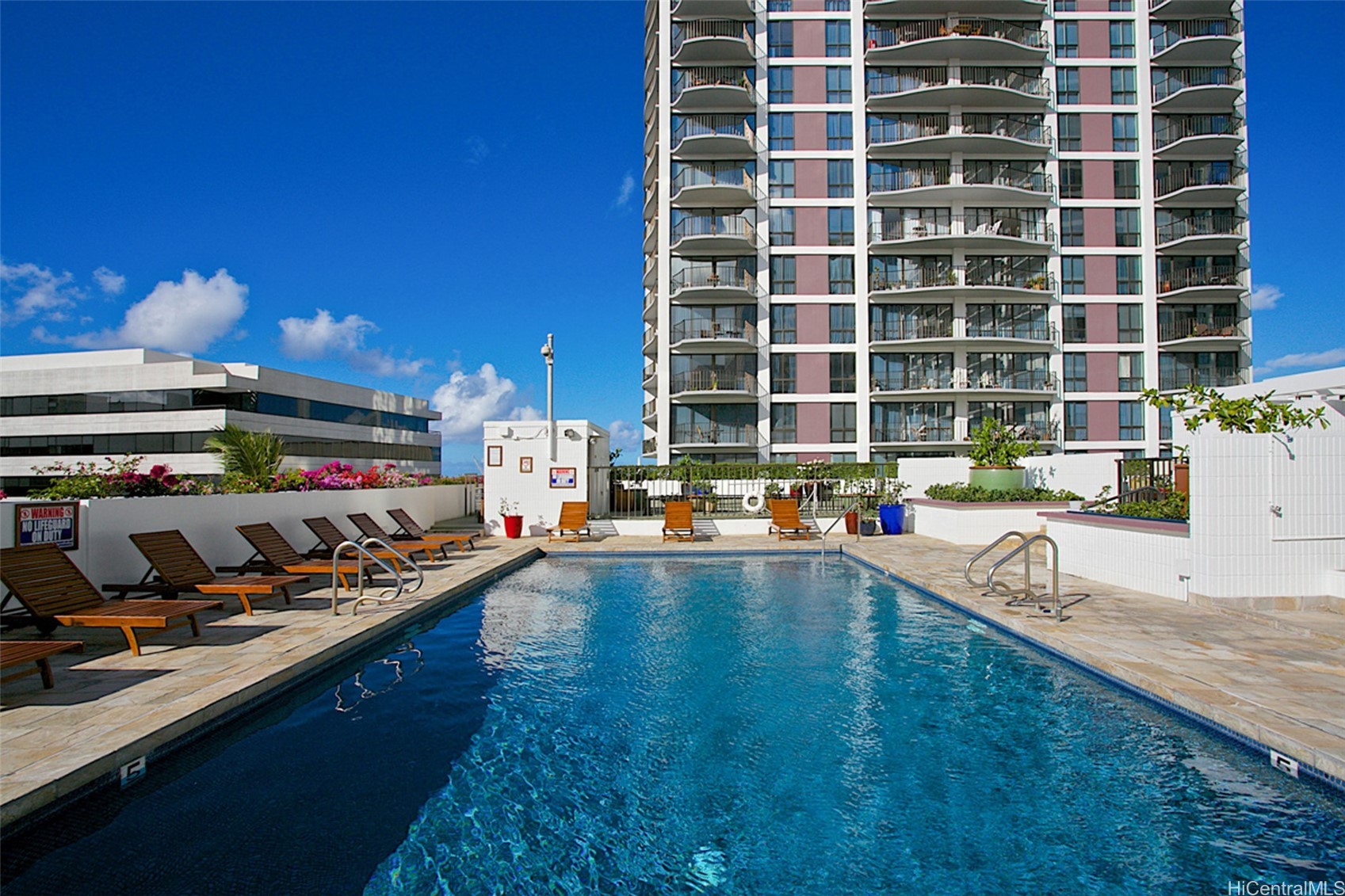 700 Richards Street 1105