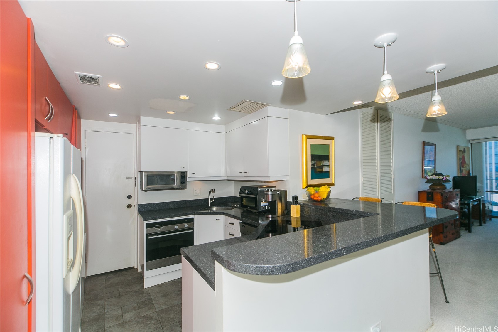 700 Richards Street 1105