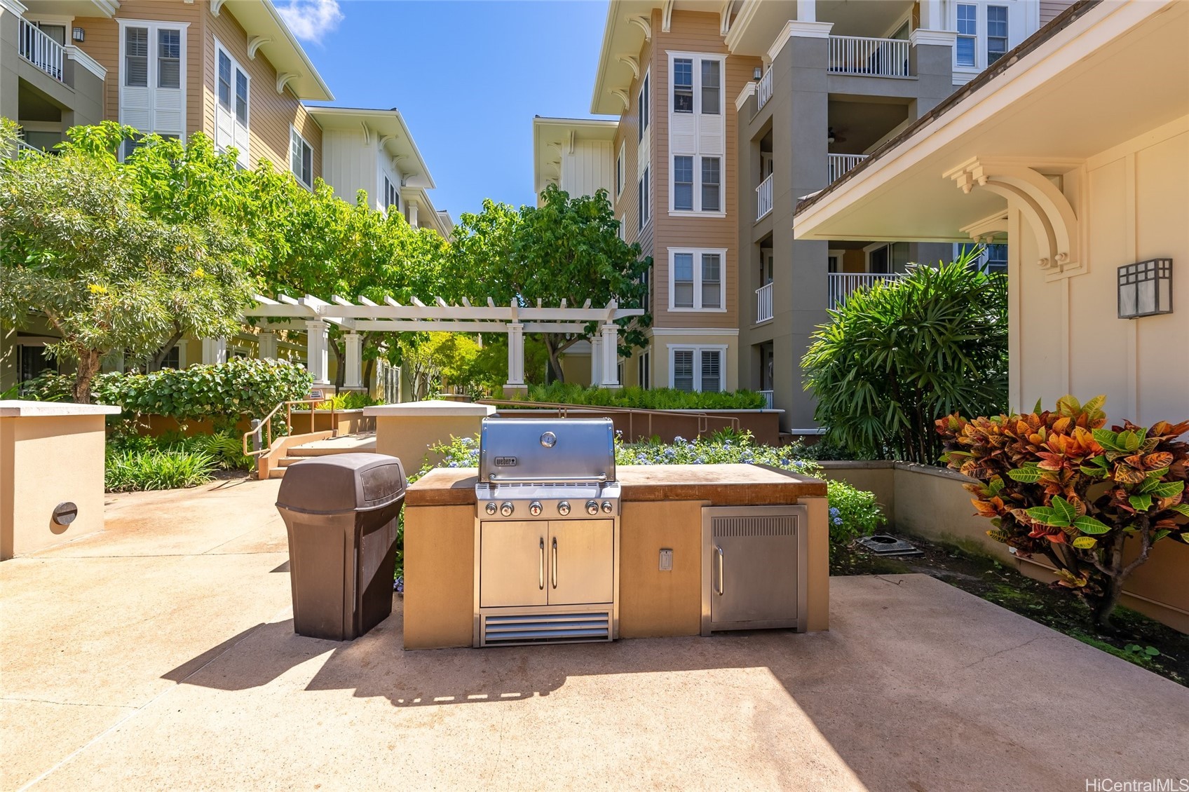 520 Lunalilo Home Road 7104