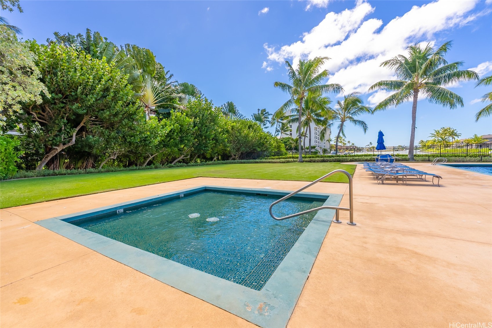 520 Lunalilo Home Road 7104