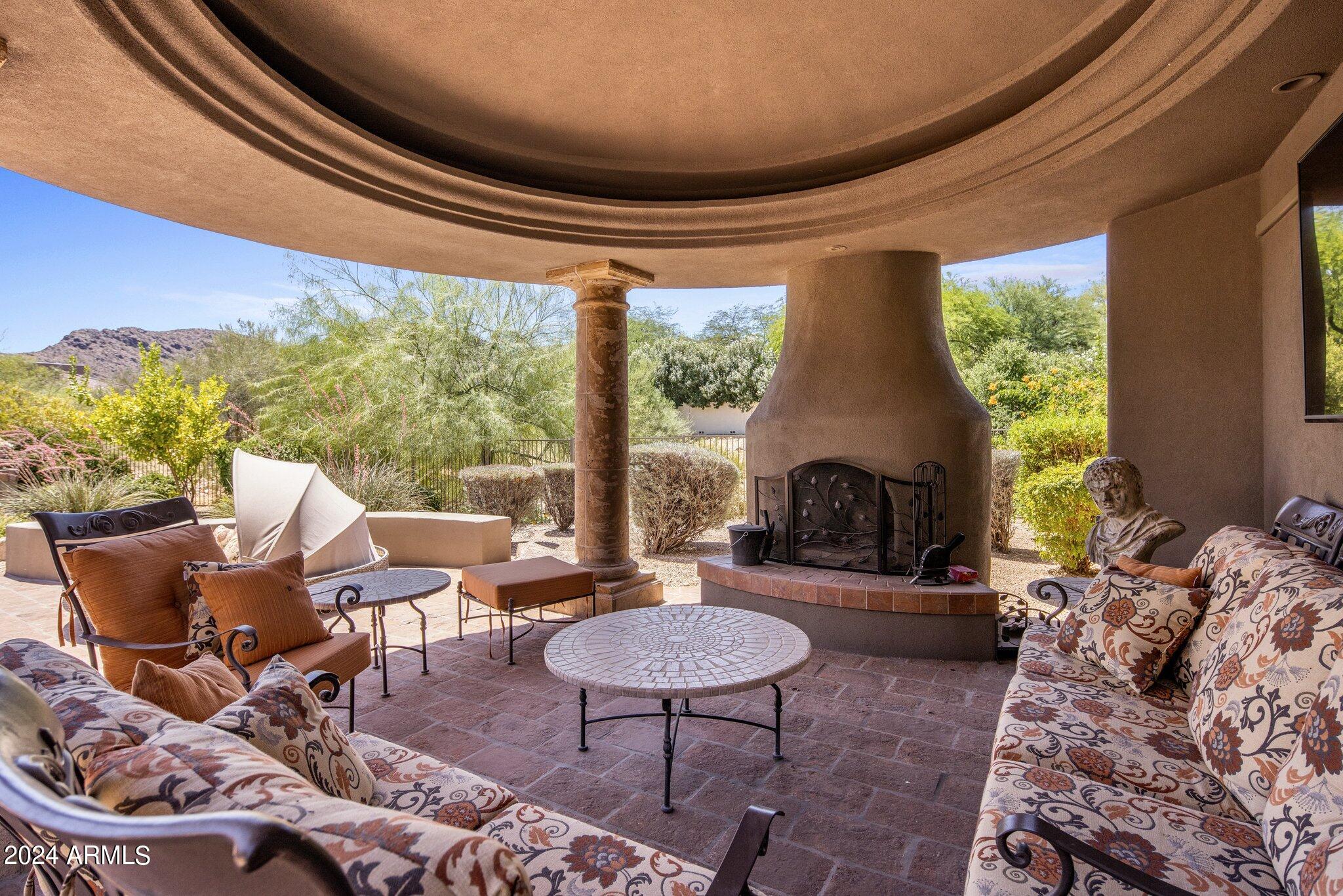 4987 E MOCKINGBIRD Lane