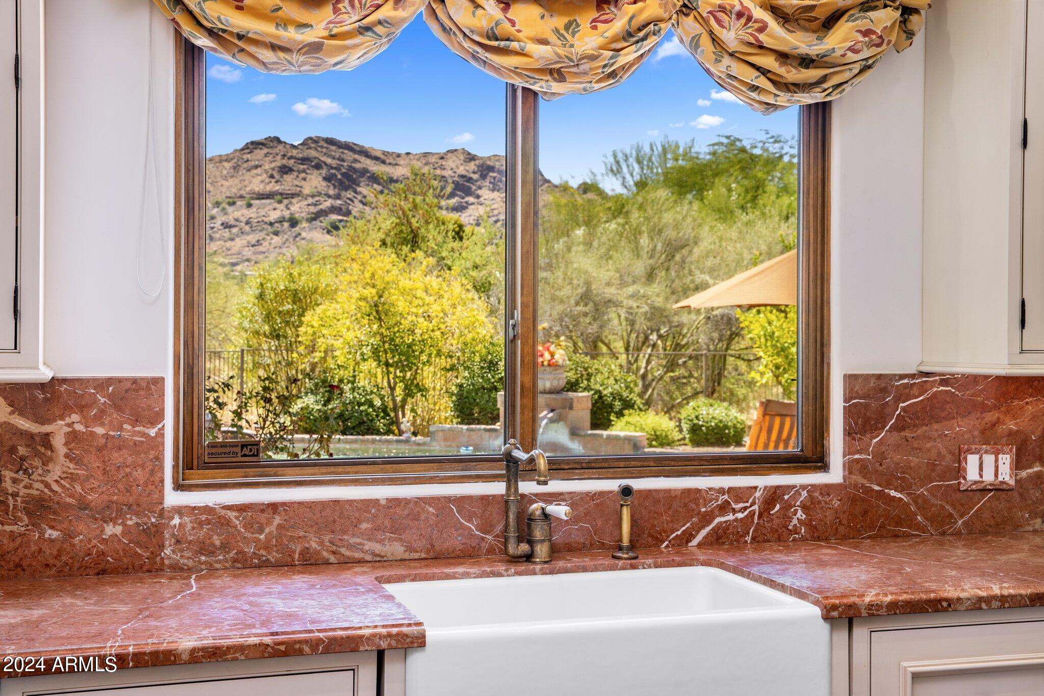 4987 E MOCKINGBIRD Lane