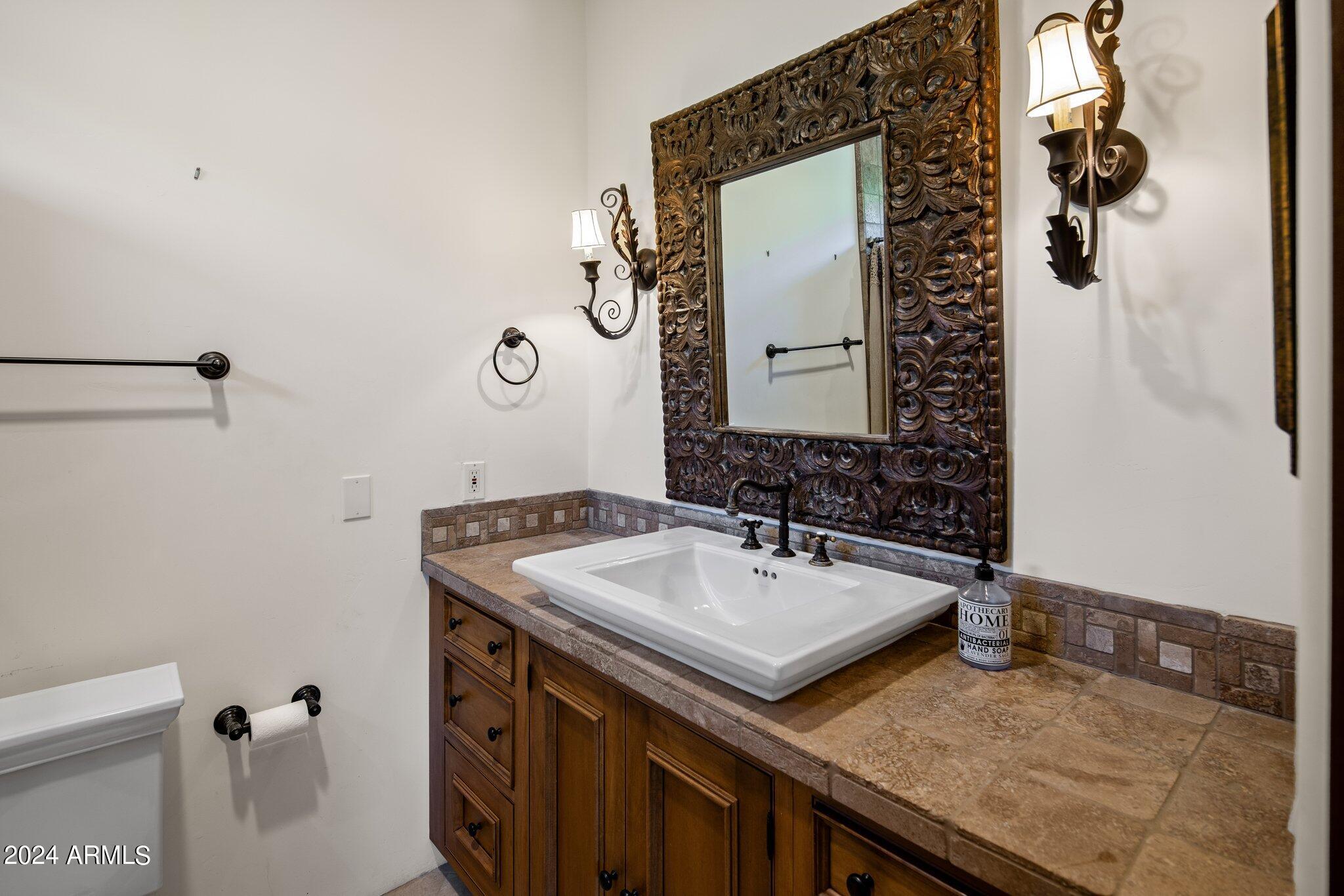 4987 E MOCKINGBIRD Lane