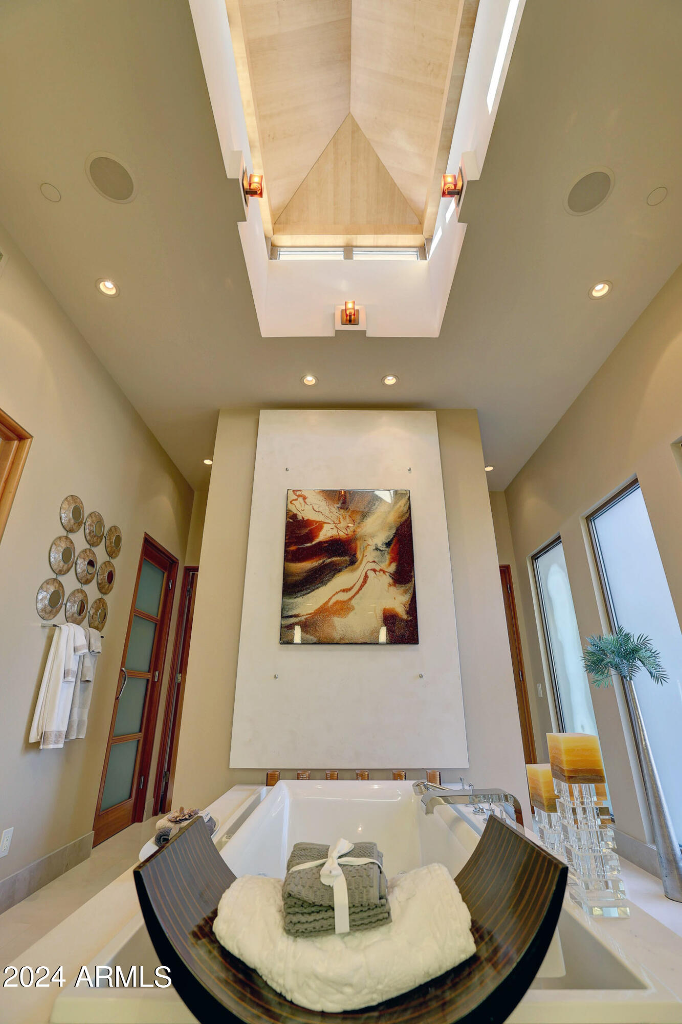 9232 N VISTA VERDE Court