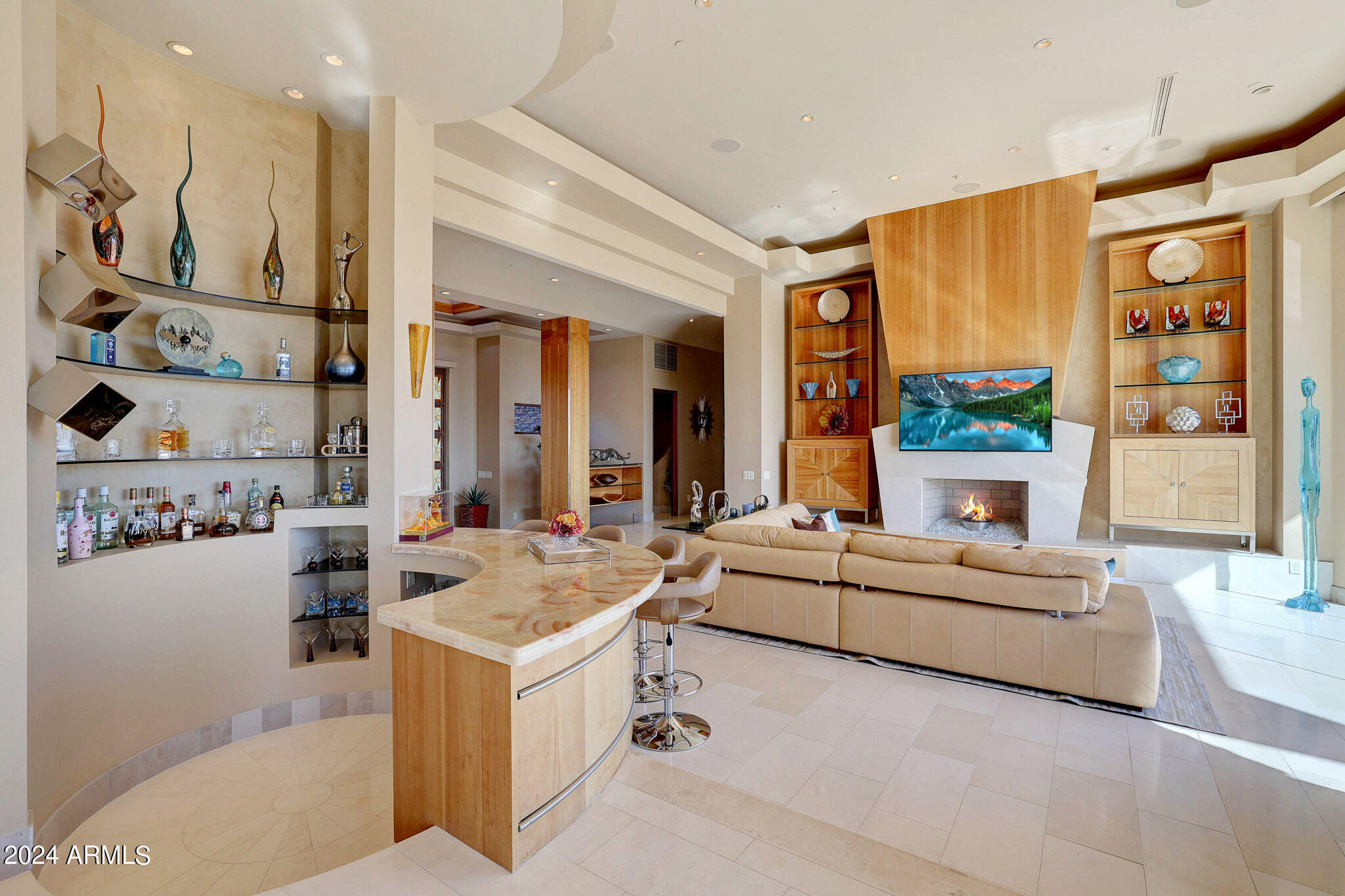 9232 N VISTA VERDE Court