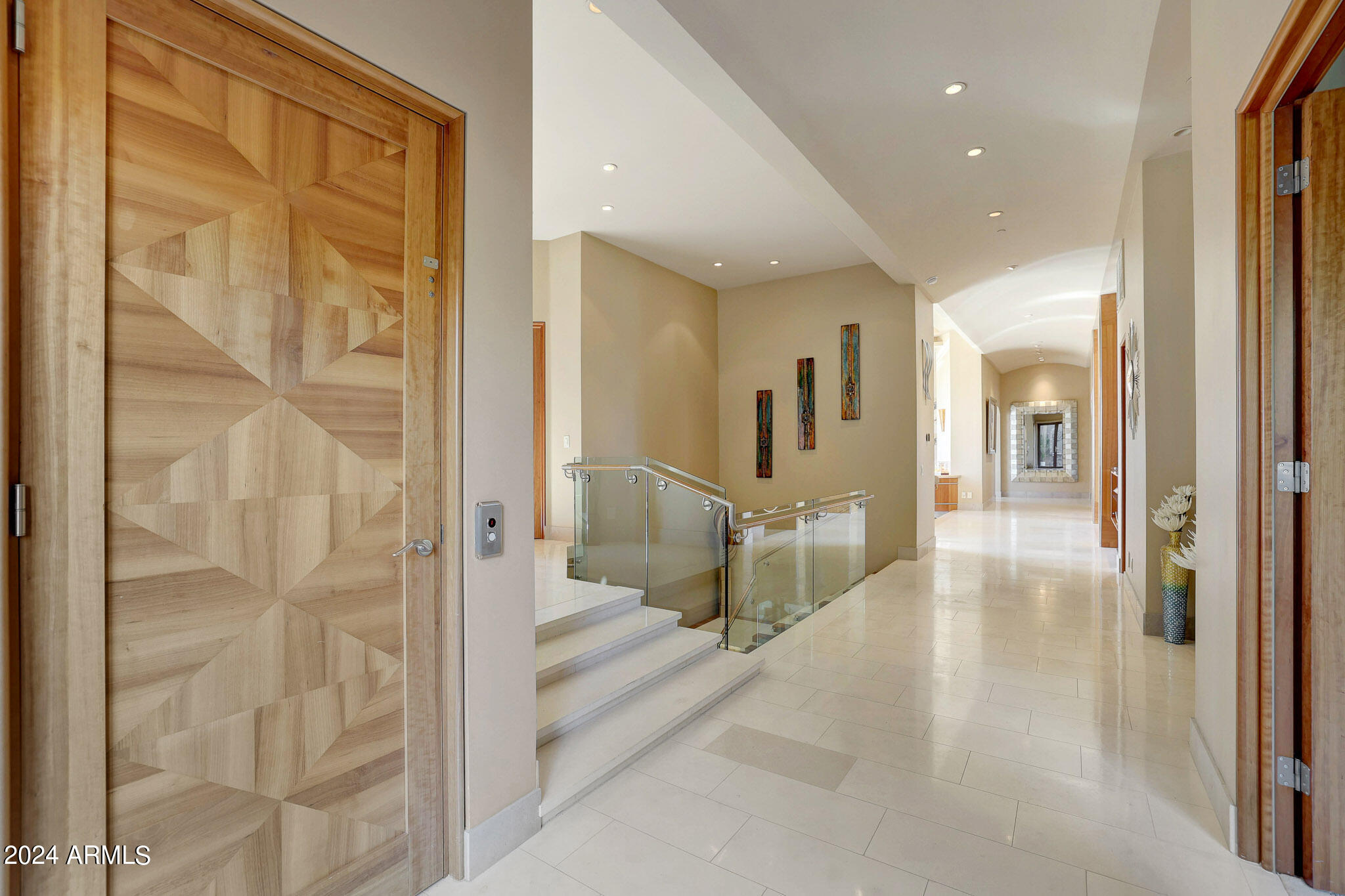 9232 N VISTA VERDE Court