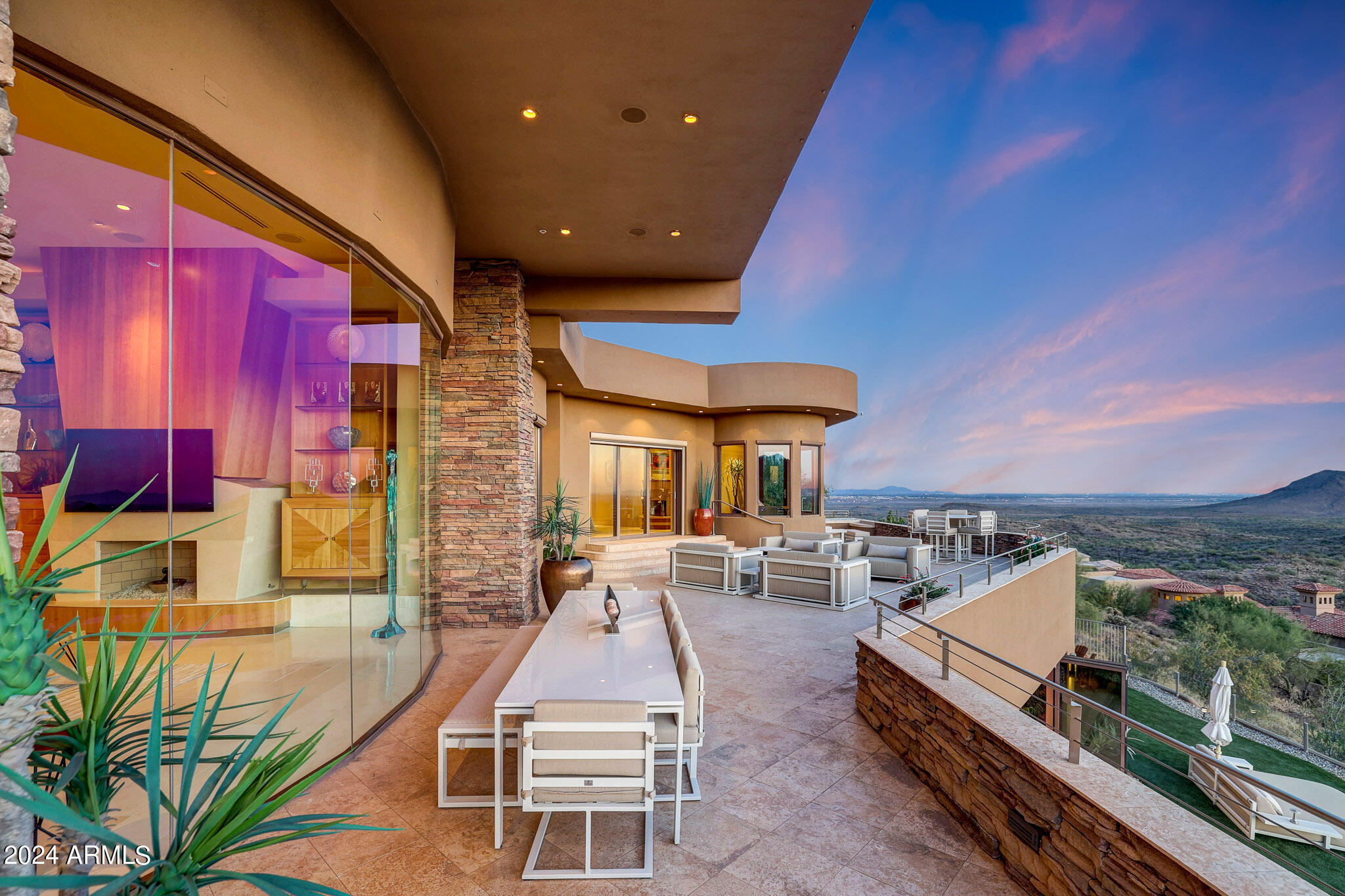 9232 N VISTA VERDE Court