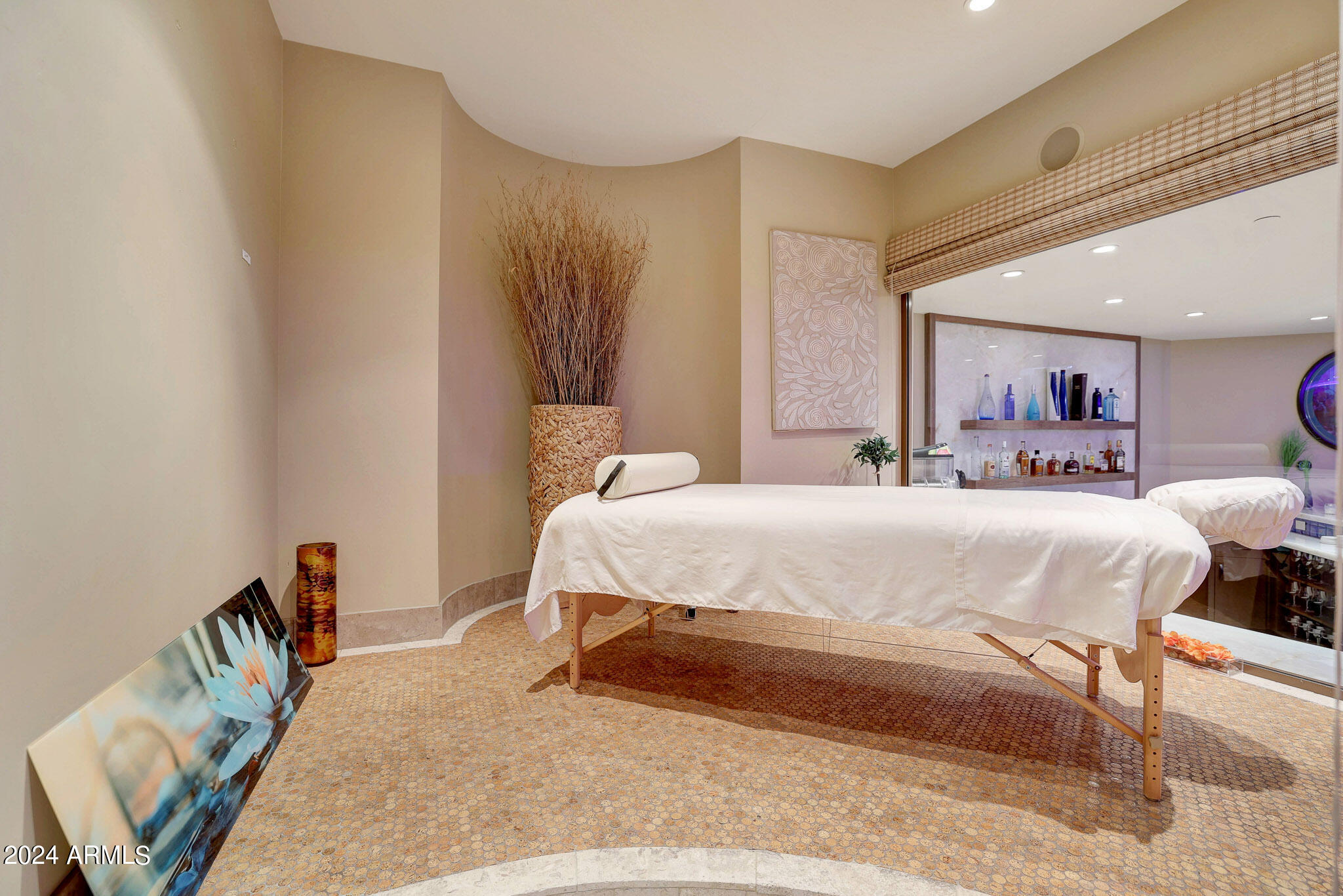 9232 N VISTA VERDE Court