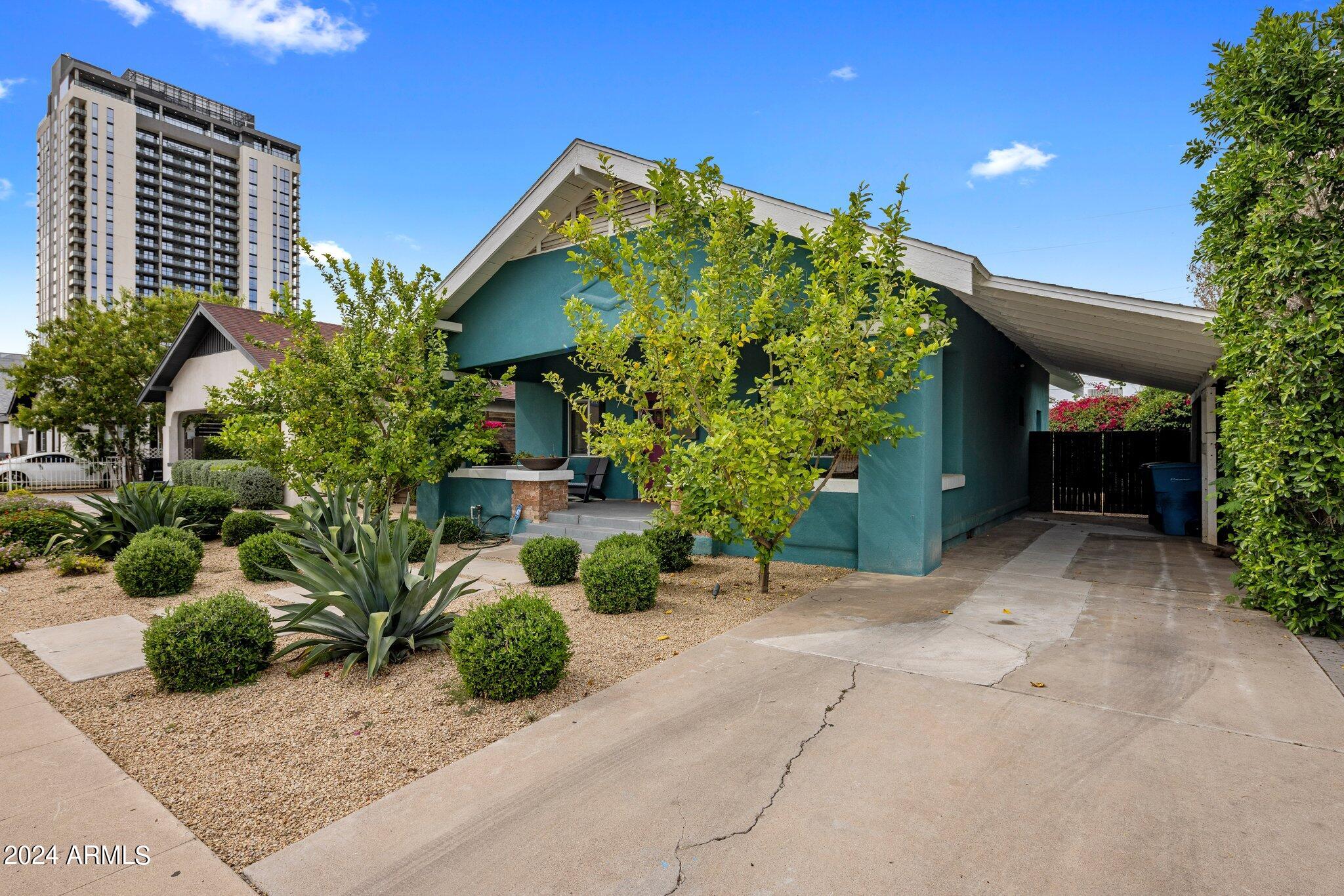 730 E MCKINLEY Street