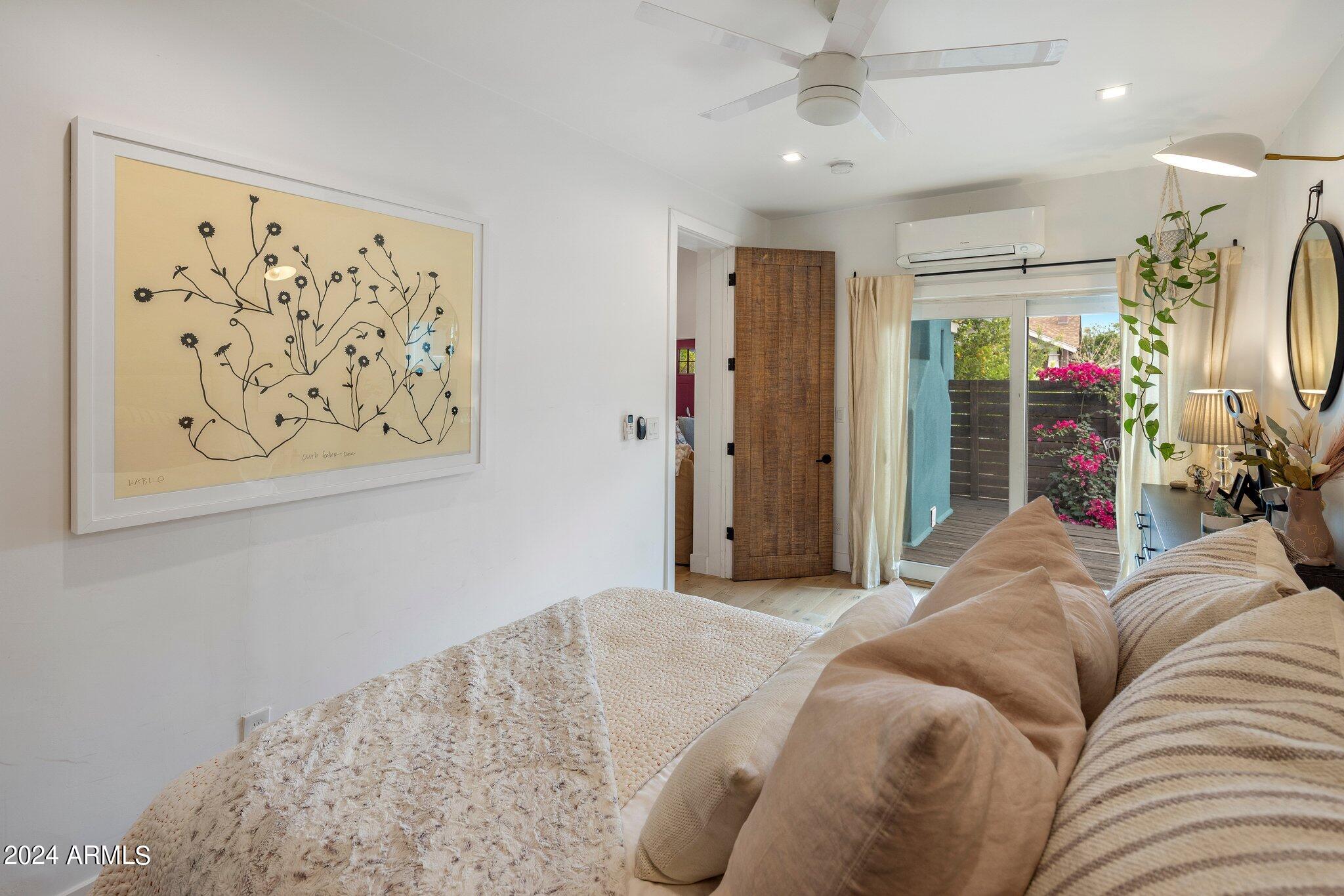 730 E MCKINLEY Street