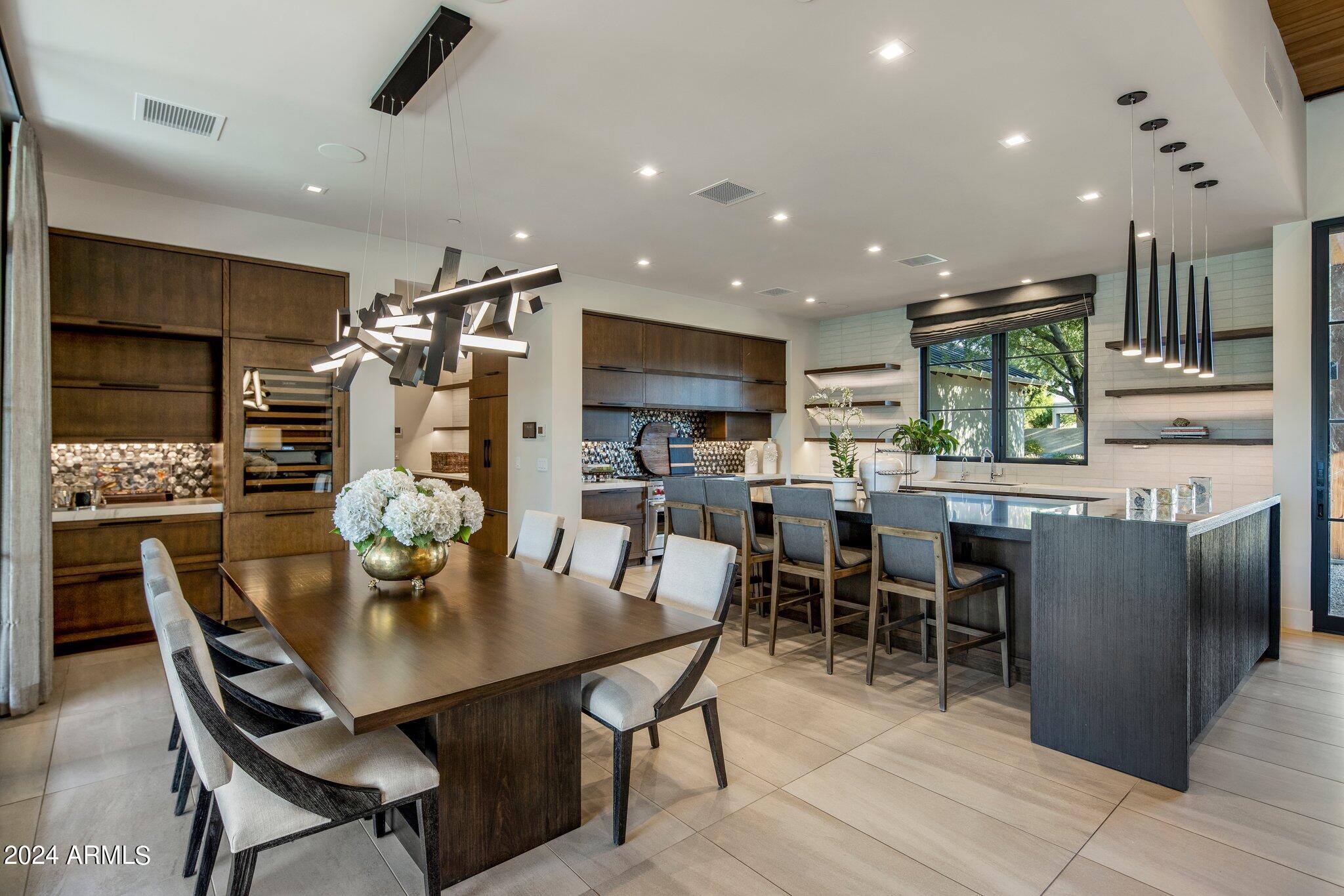 9957 E LARKSPUR Drive