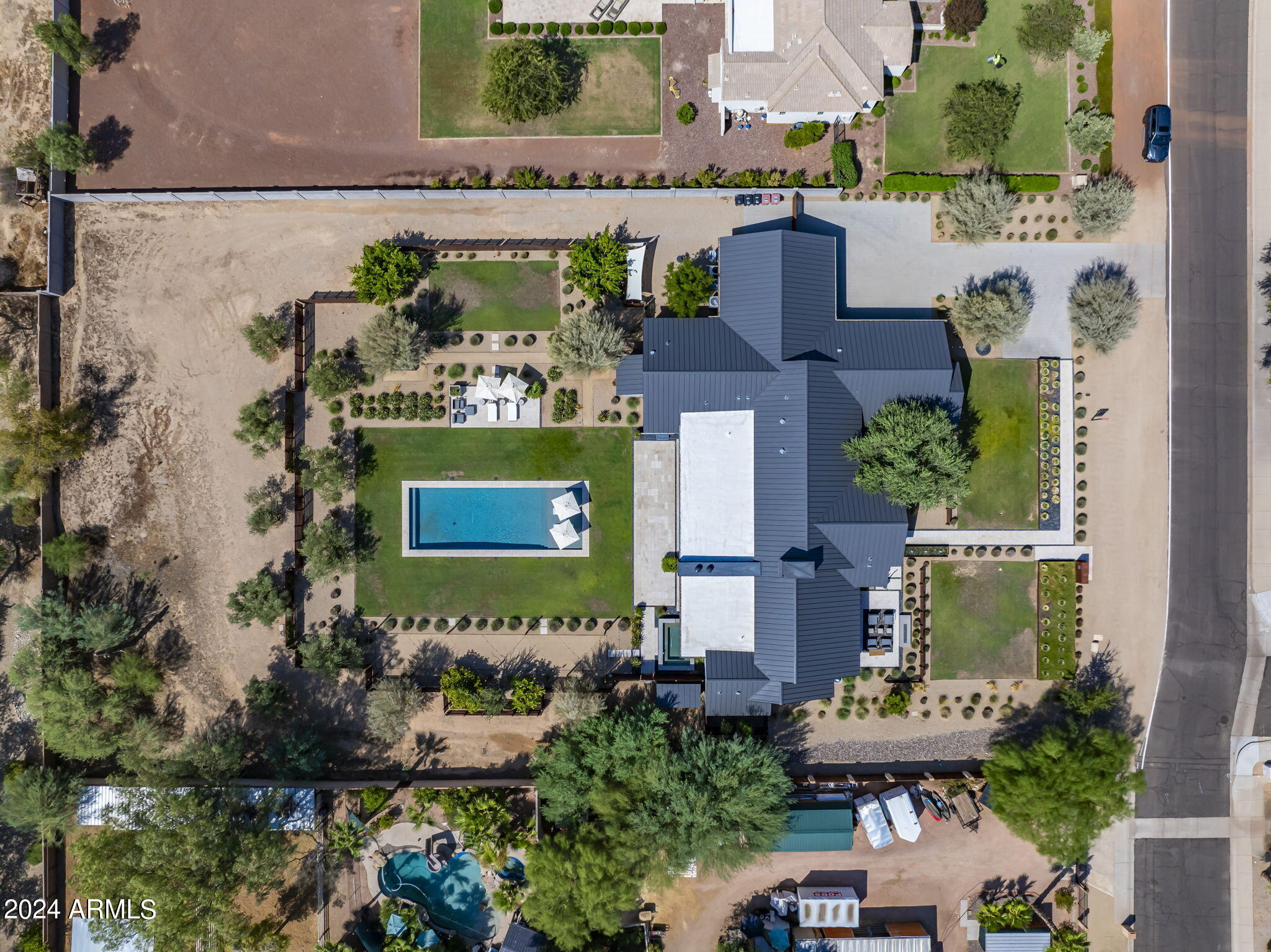 9957 E LARKSPUR Drive