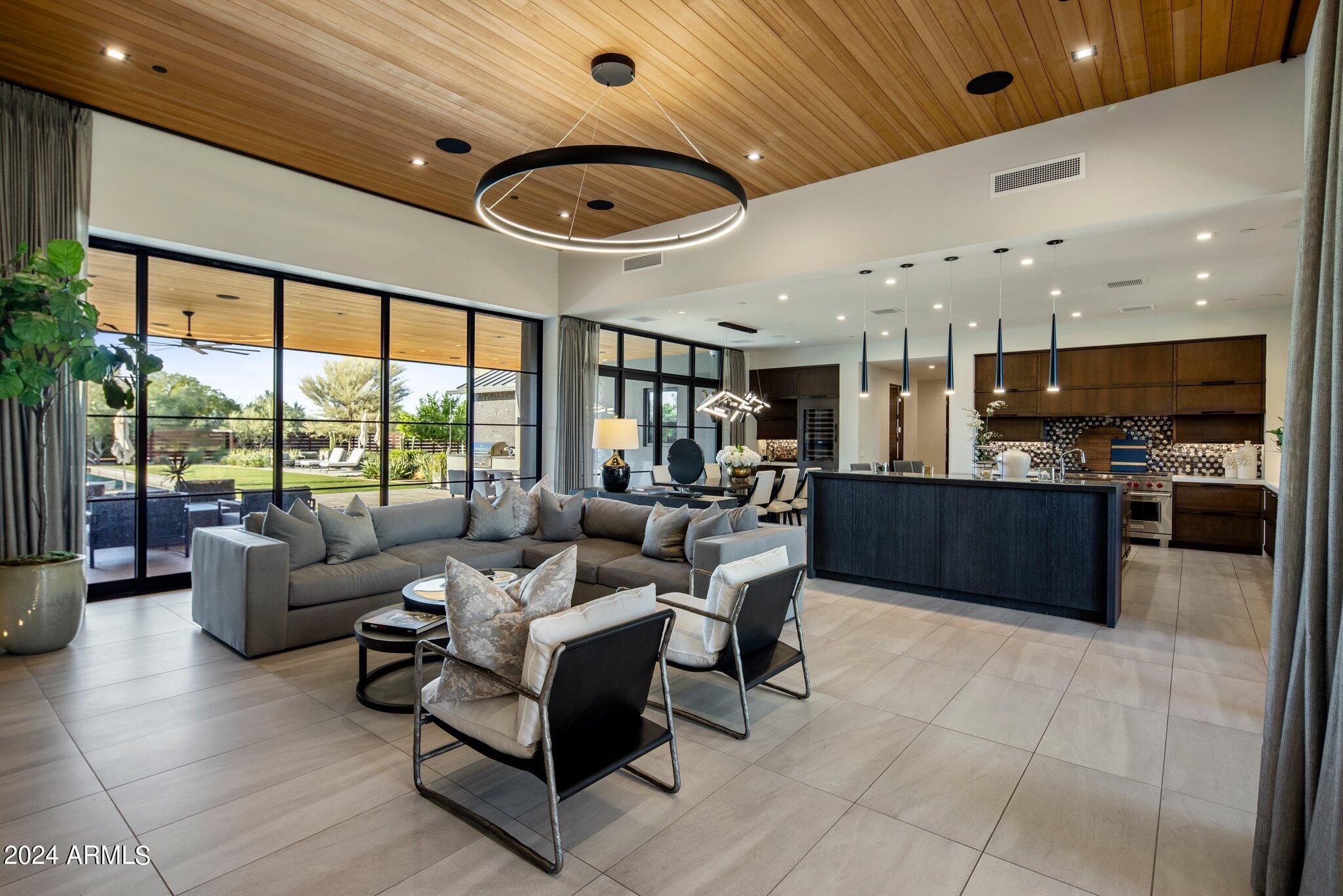 9957 E LARKSPUR Drive