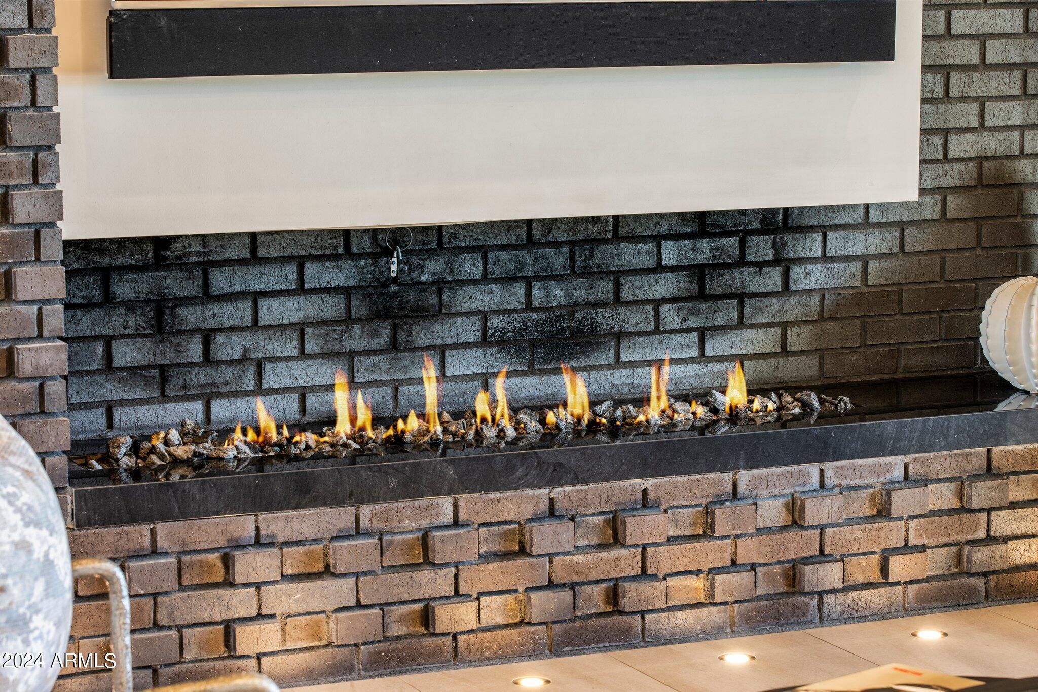 9957 E LARKSPUR Drive