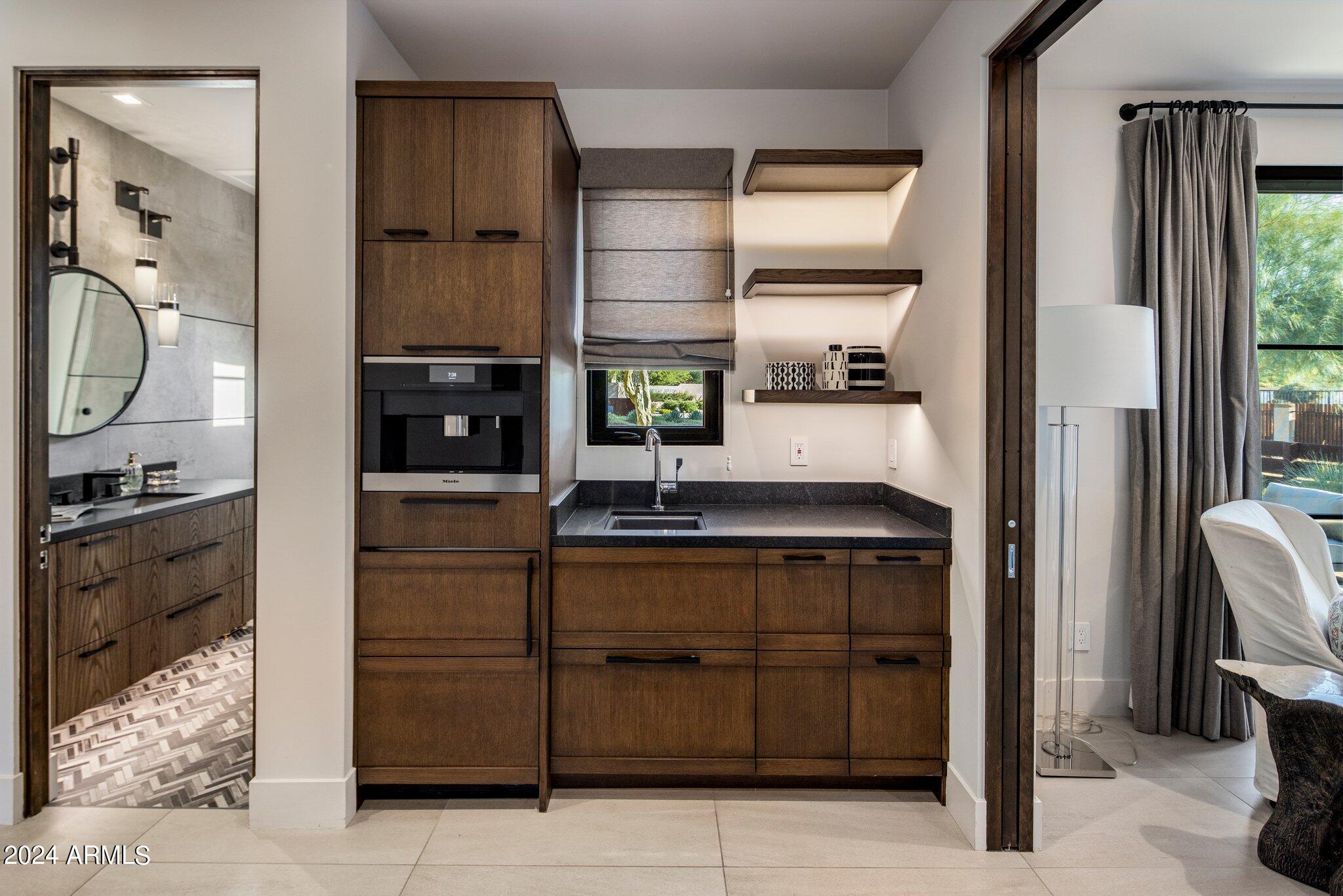 9957 E LARKSPUR Drive