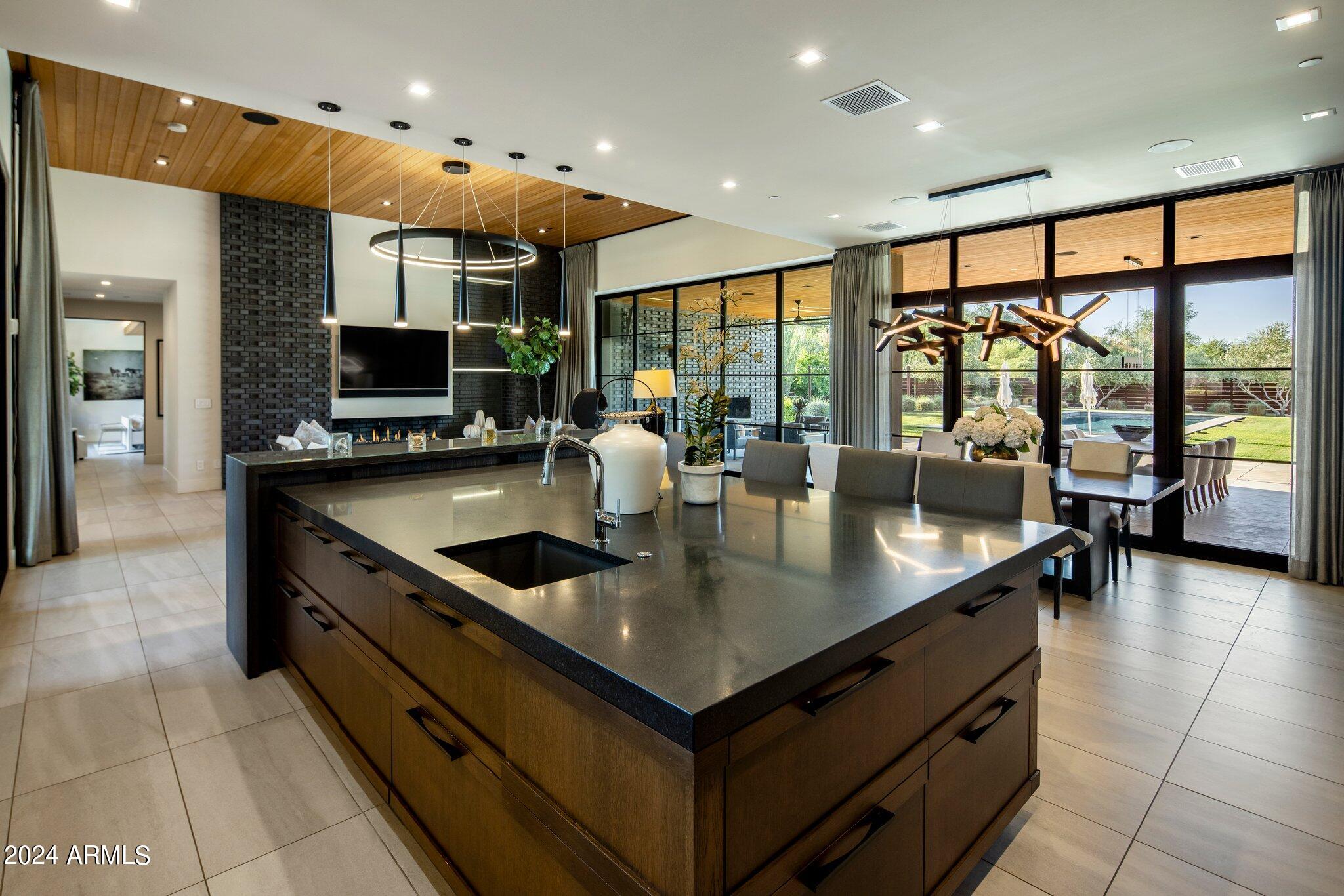 9957 E LARKSPUR Drive