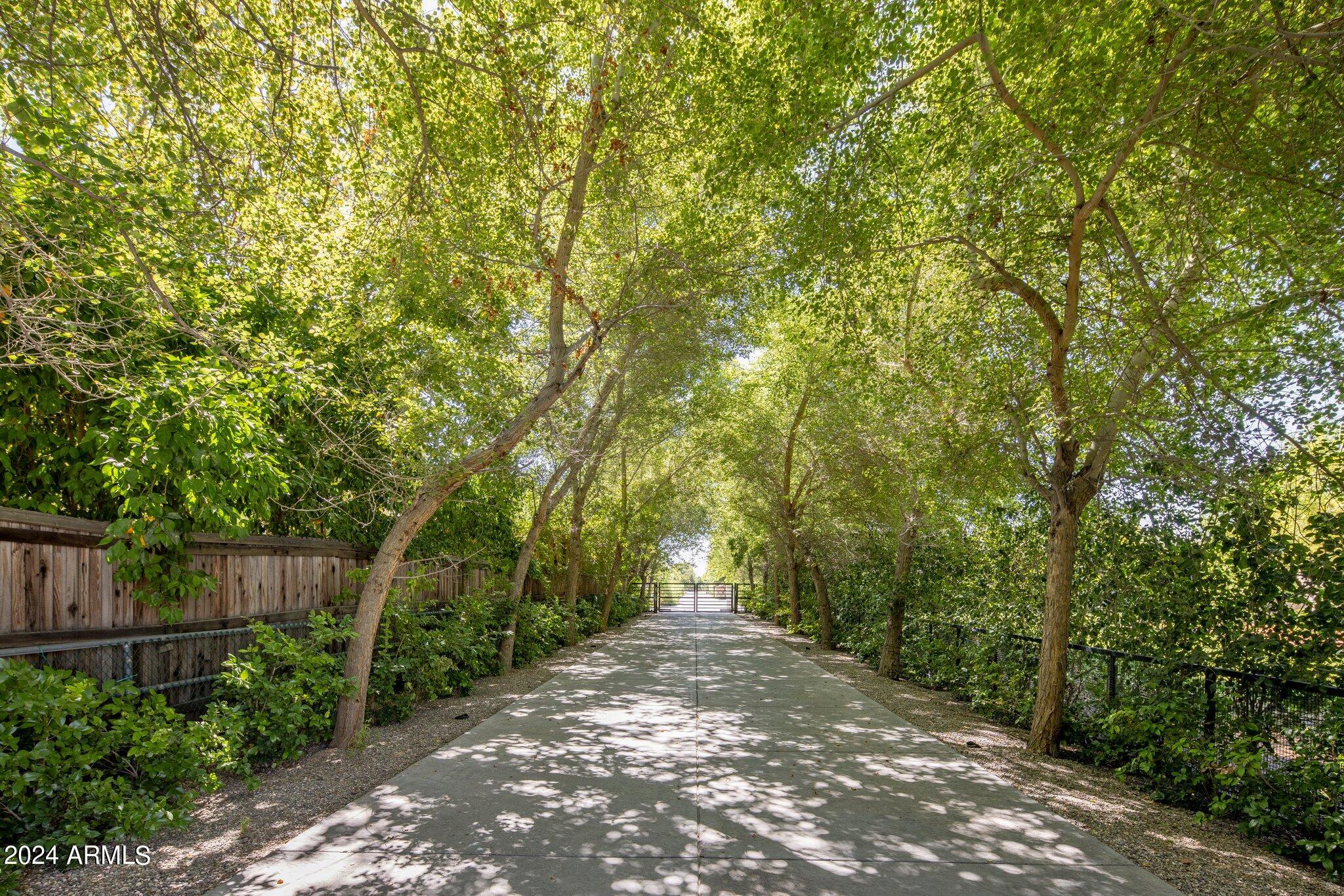 6644 E EXETER Boulevard