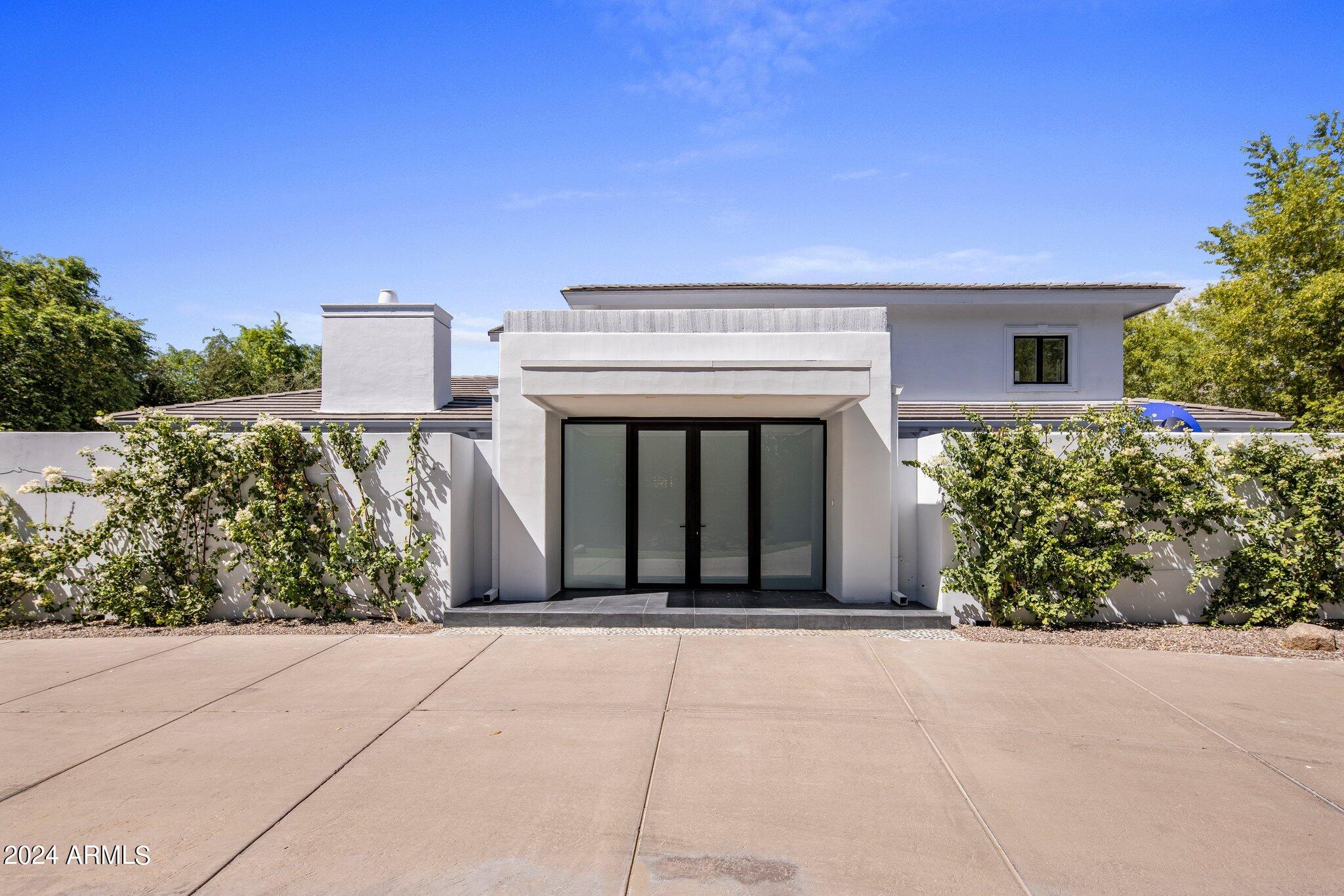 6644 E EXETER Boulevard