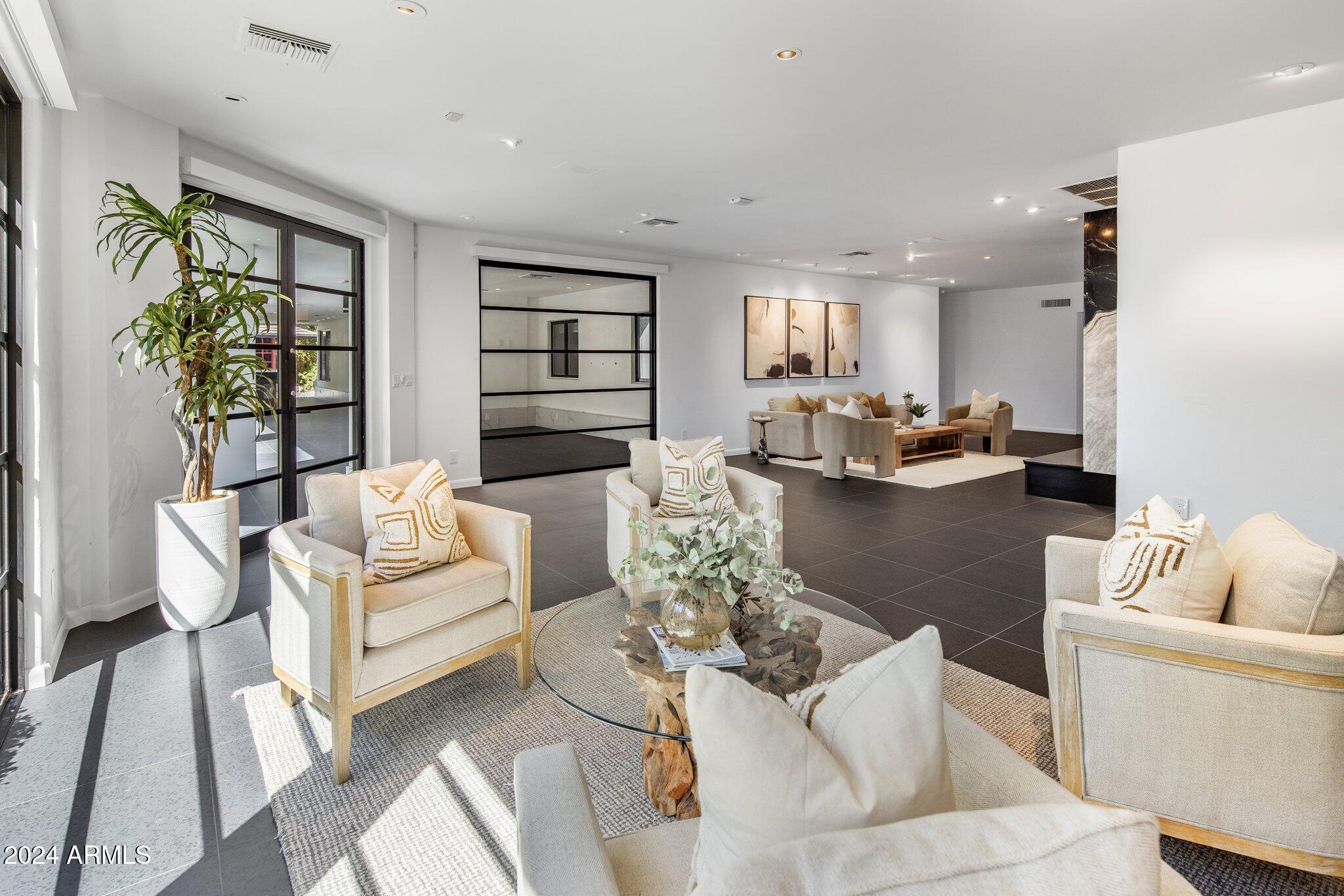 6644 E EXETER Boulevard