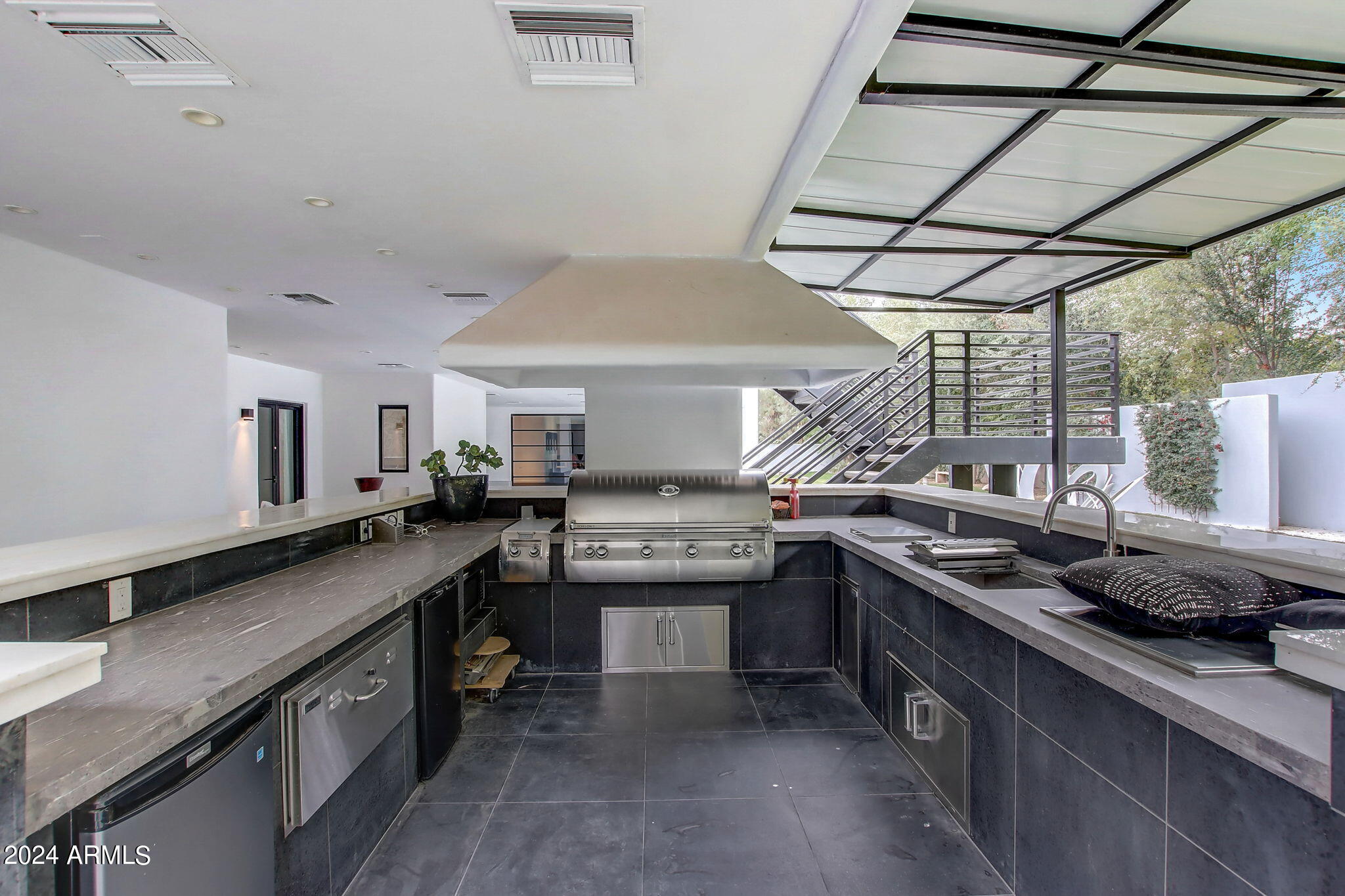 6644 E EXETER Boulevard