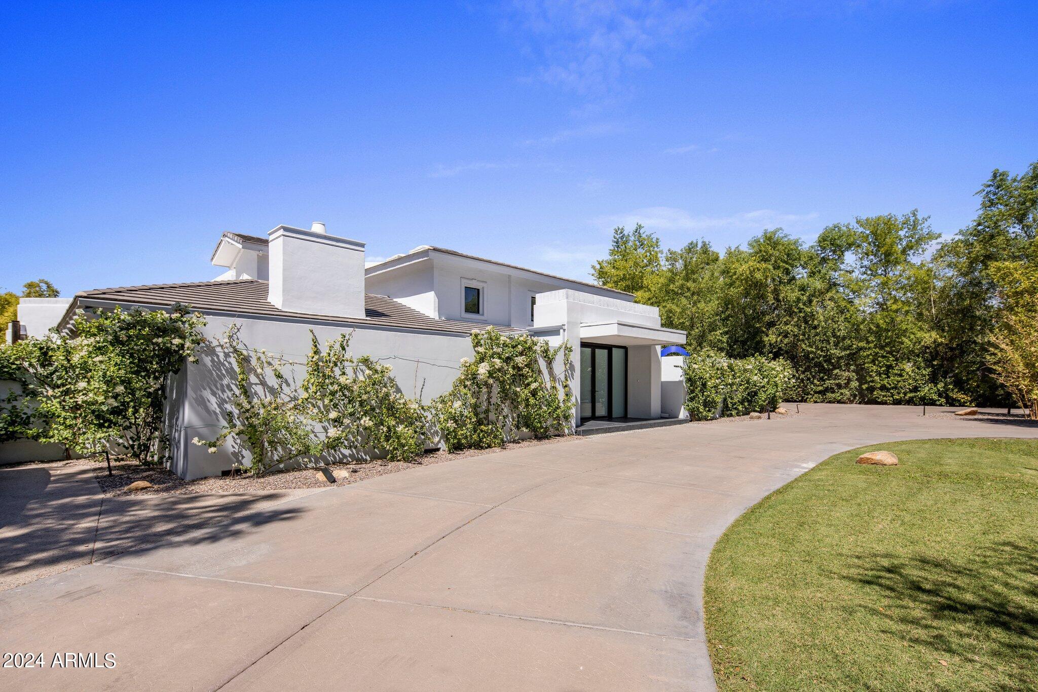 6644 E EXETER Boulevard