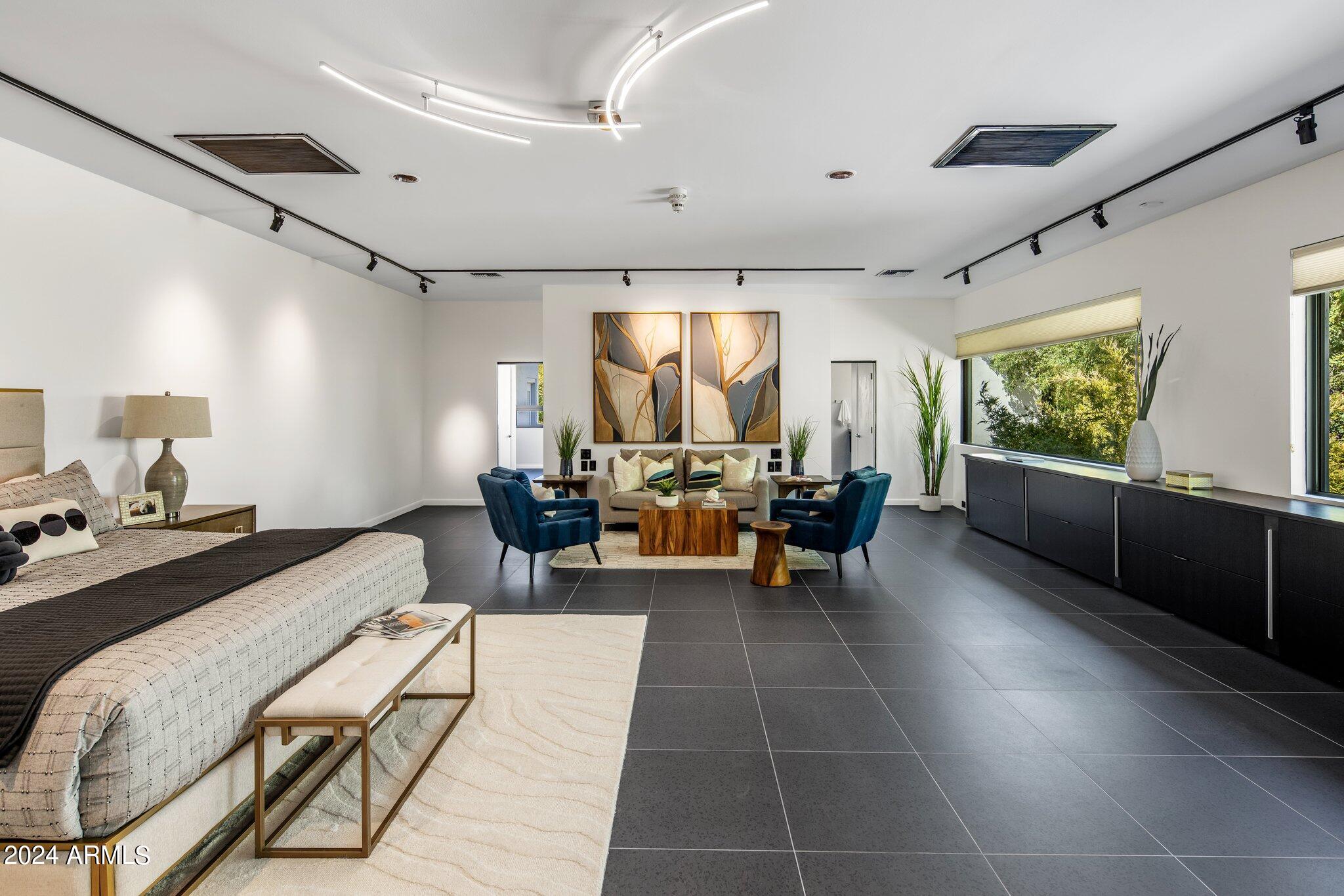 6644 E EXETER Boulevard