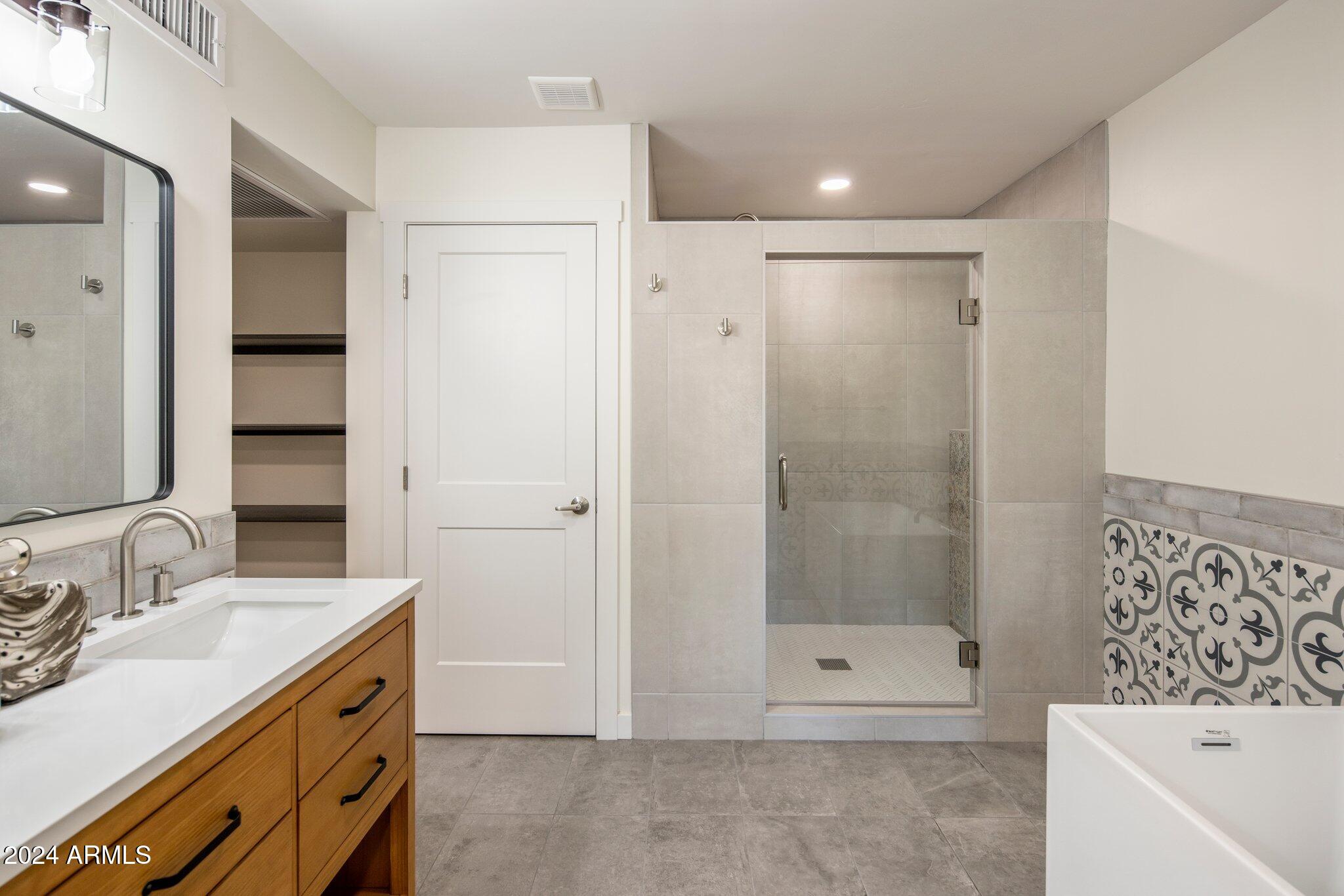 6145 E GOLD DUST Avenue