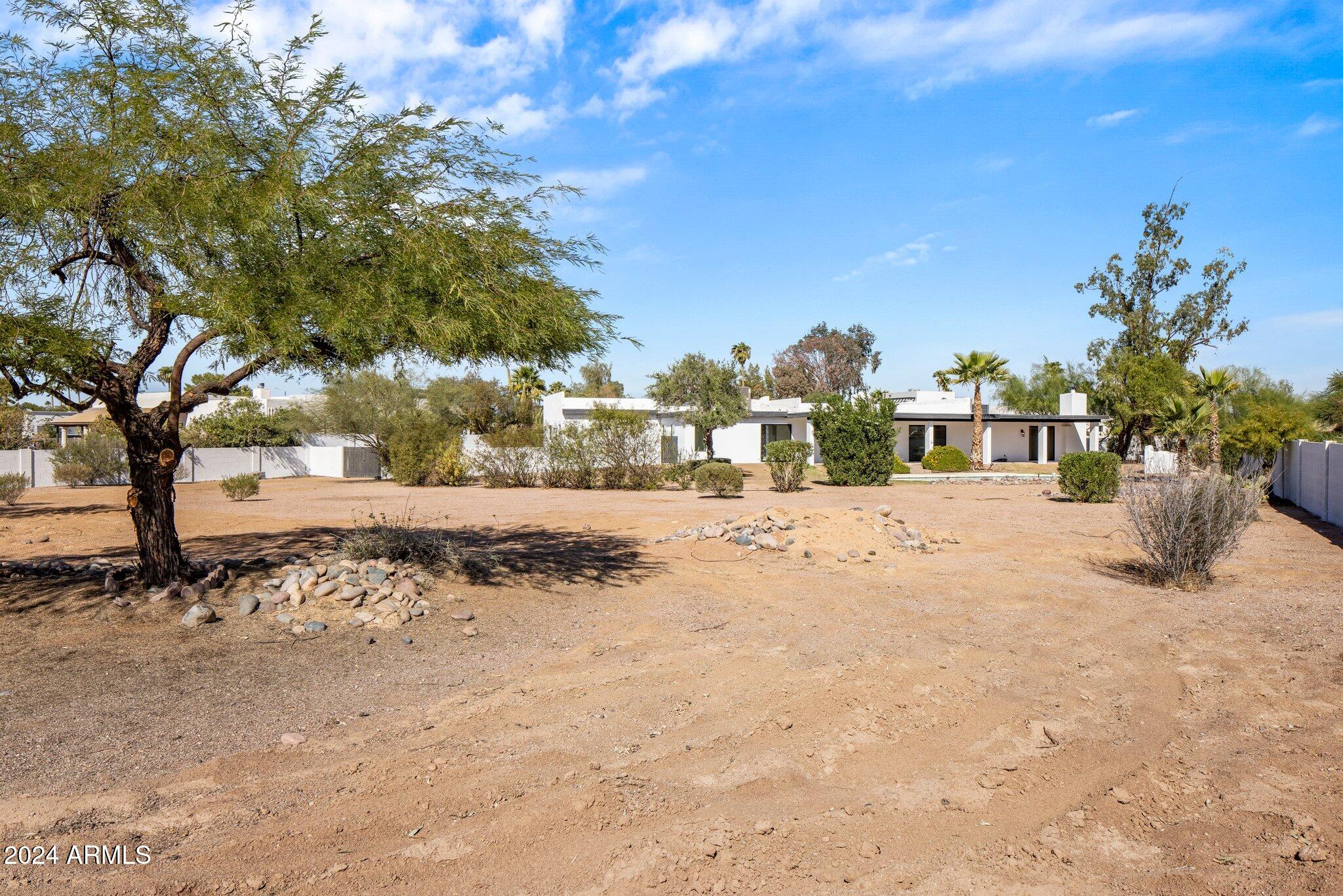 6145 E GOLD DUST Avenue