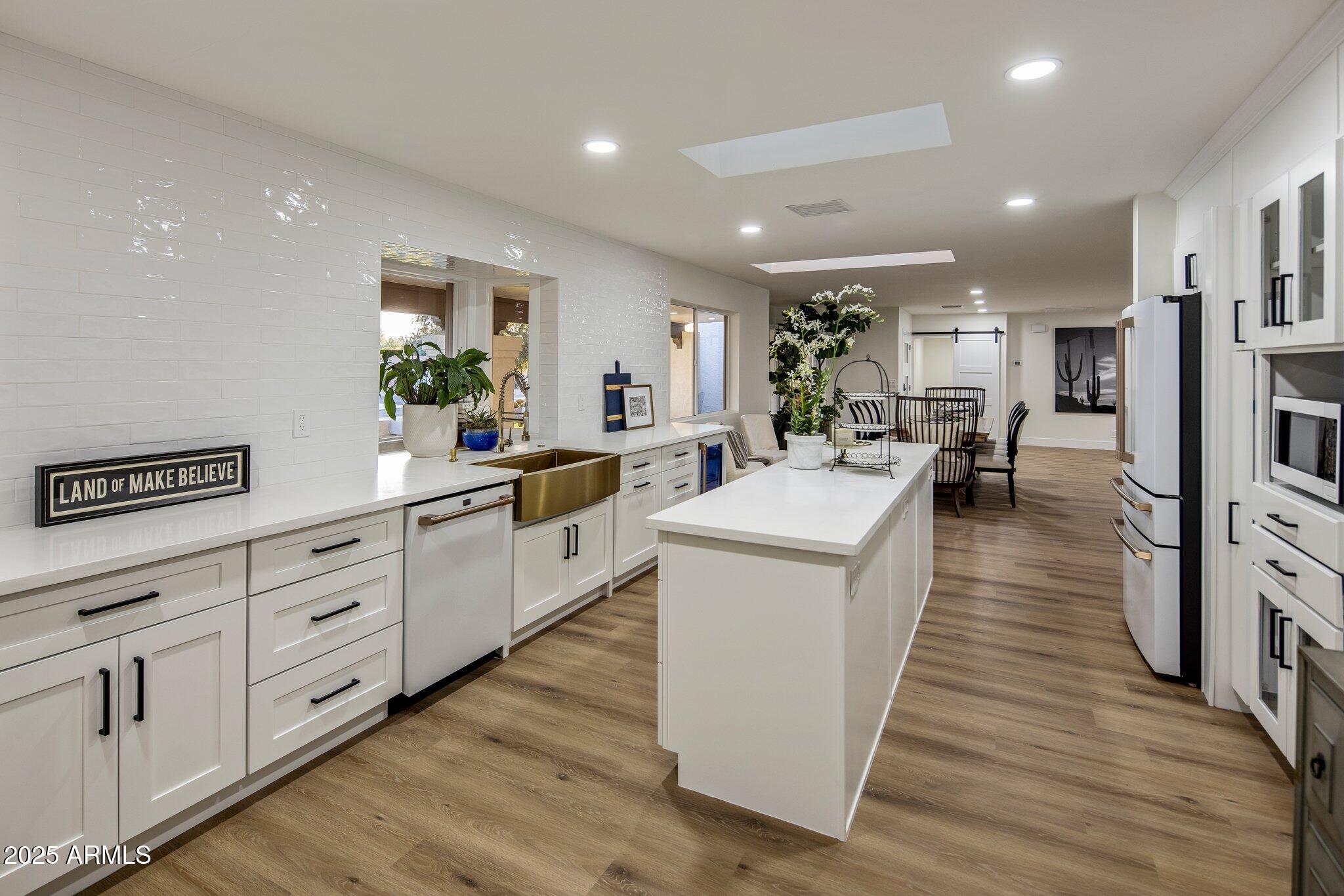 8614 E APPALOOSA Trail