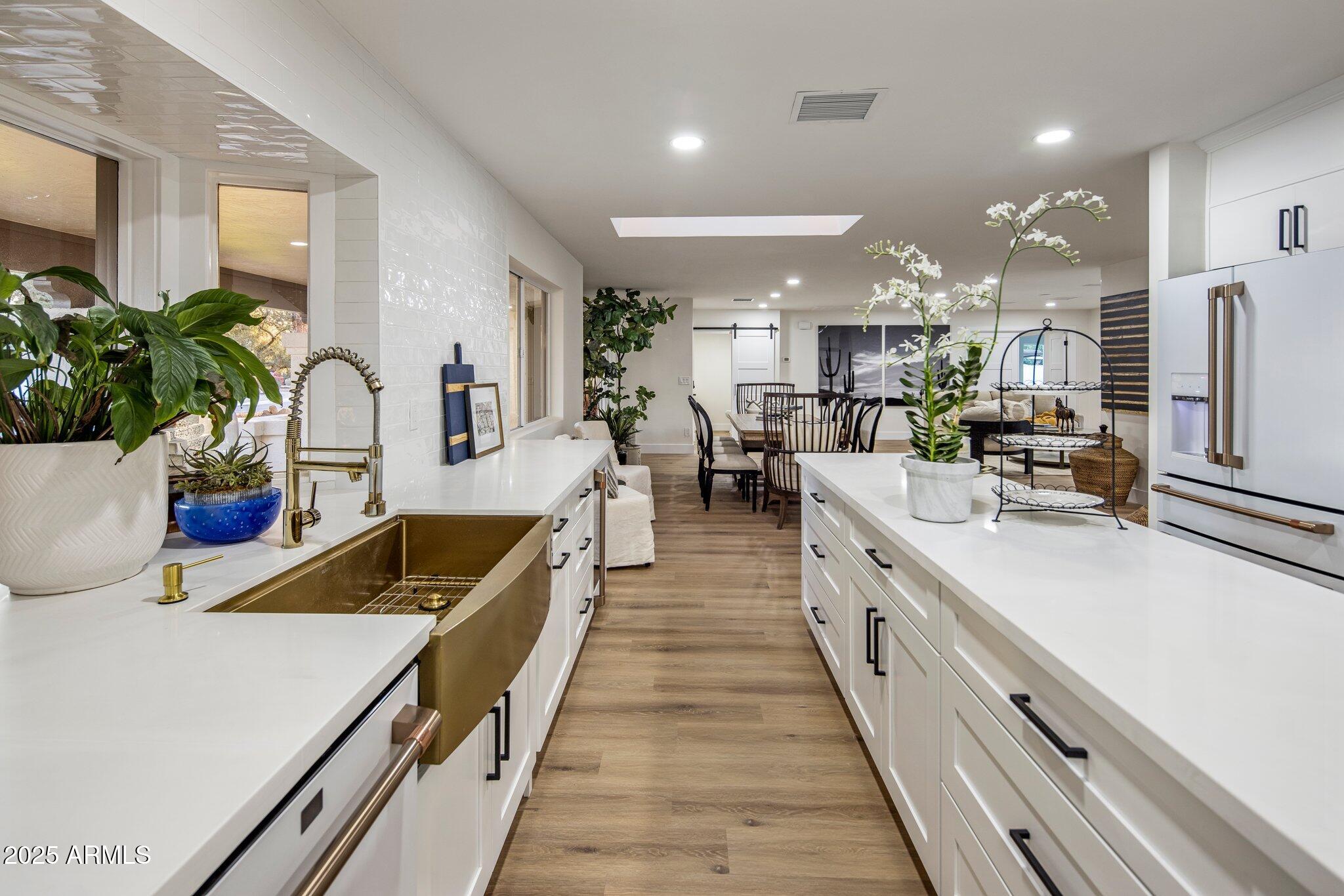 8614 E APPALOOSA Trail