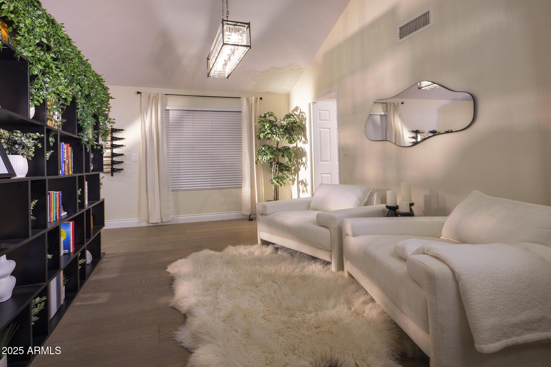 9455 E VOLTAIRE Drive