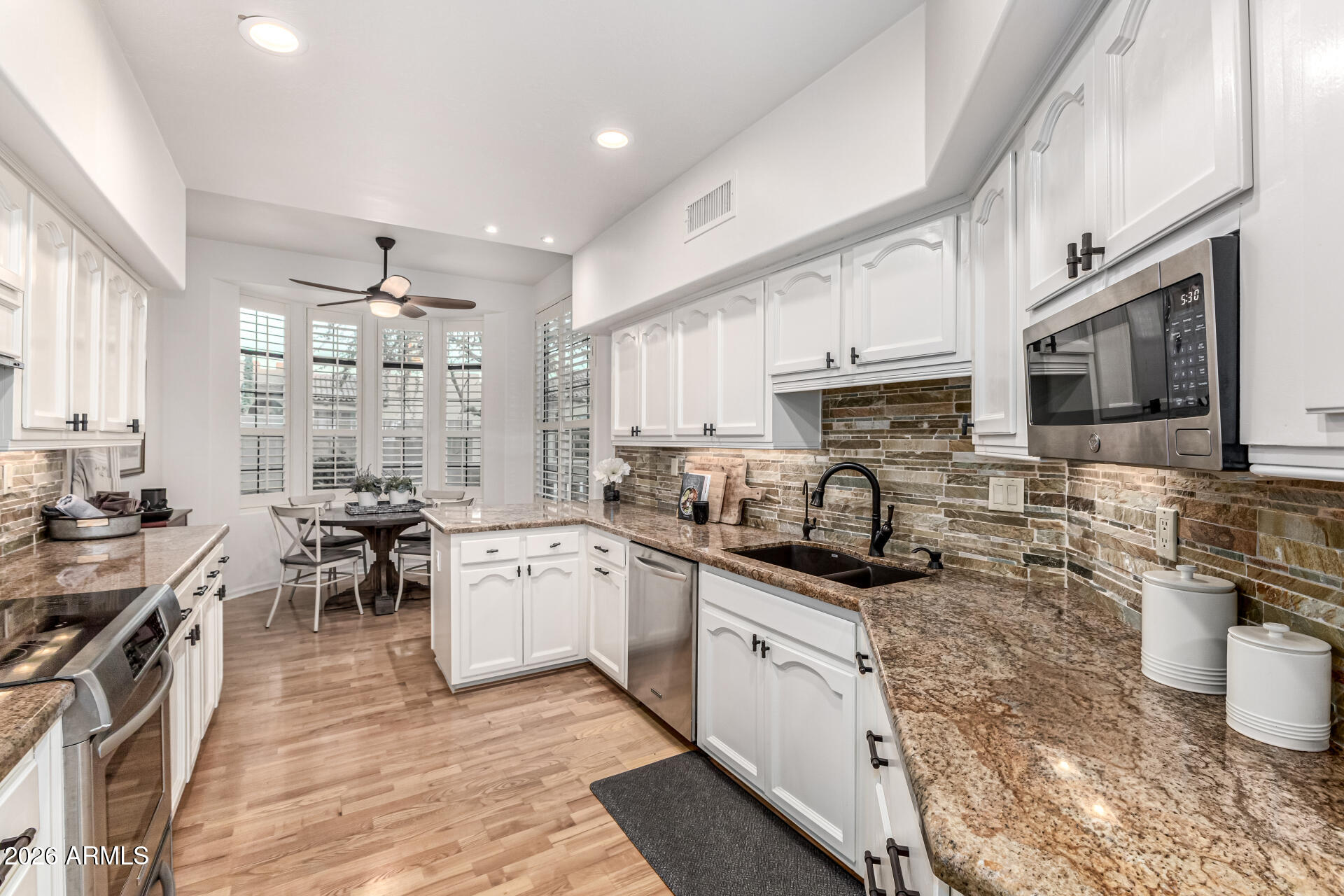 7955 E CHAPARRAL Road 130