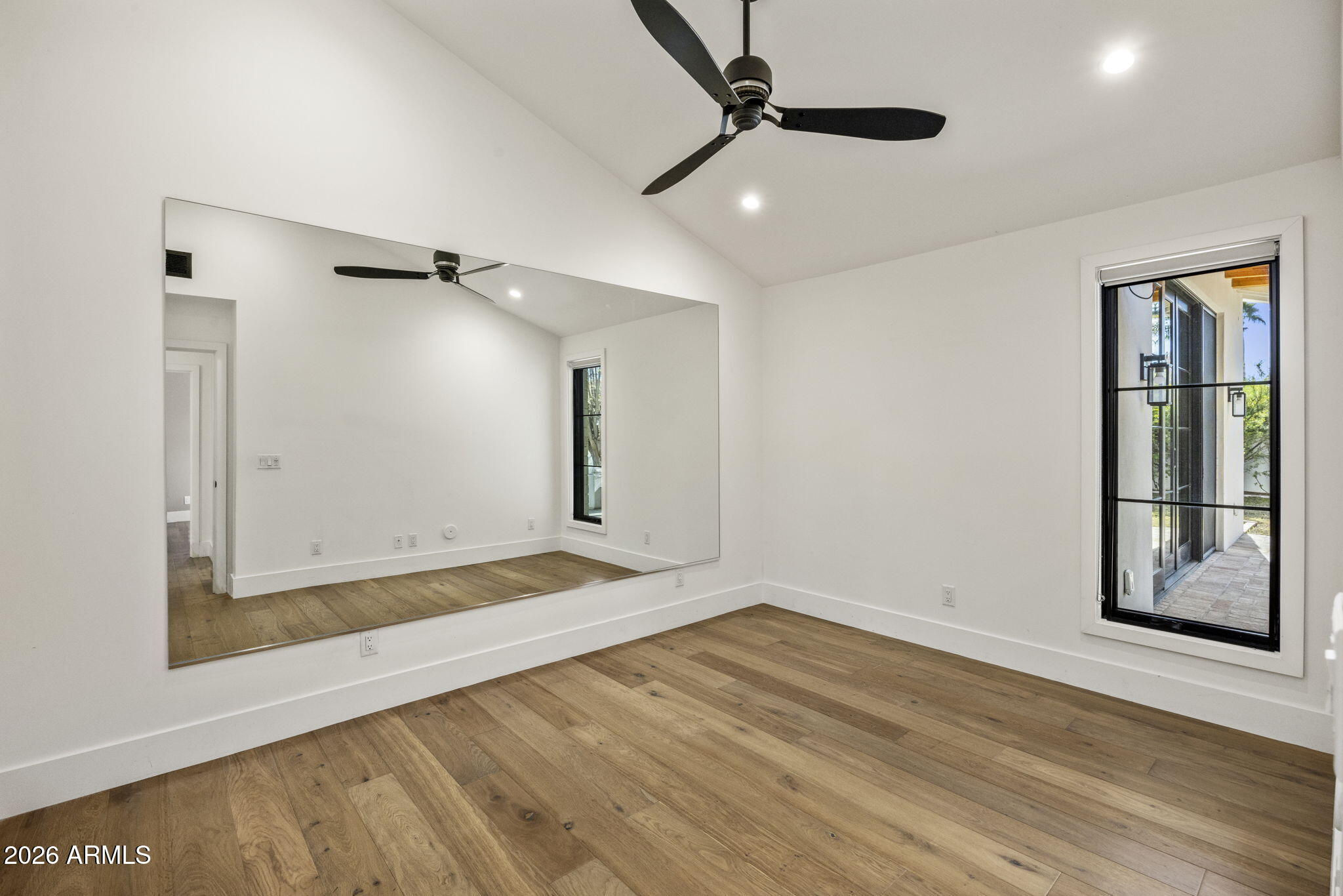 3727 E CLARENDON Avenue